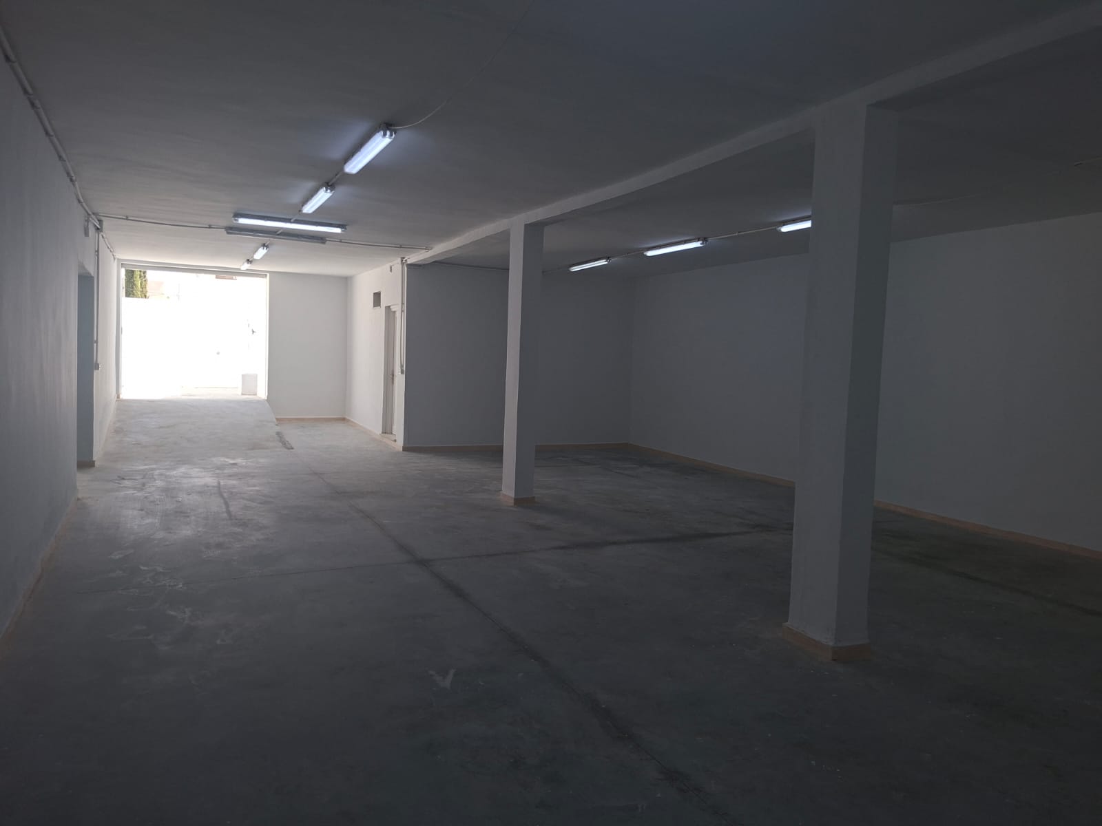 La Soukra&nbsp;Chotrana 1&nbsp;Location&nbsp;Surfaces&nbsp;D�p�t � la soukra 320m