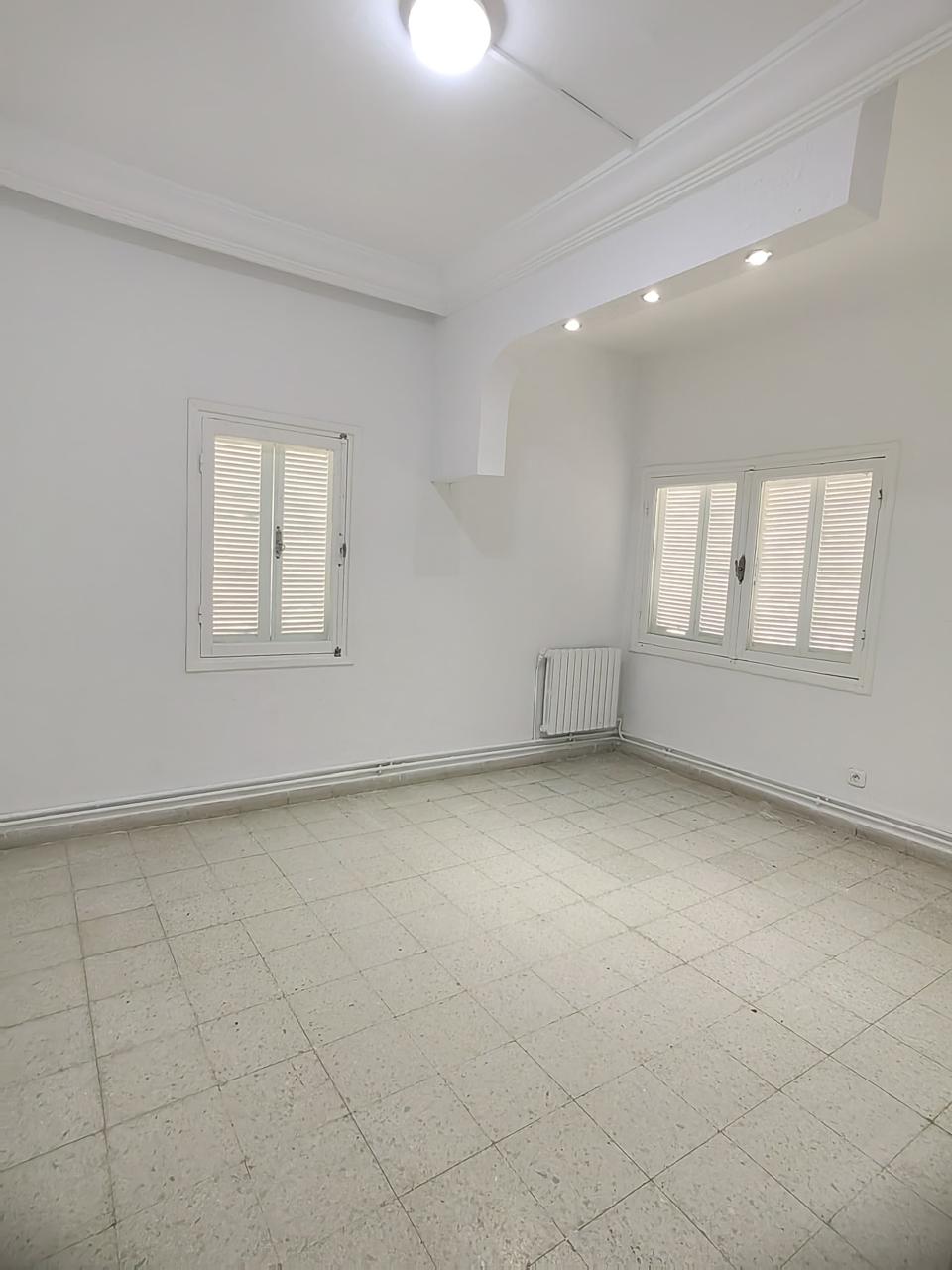 Ariana Ville&nbsp;El Menzah 5&nbsp;Location&nbsp;Appart. 4 pi�ces&nbsp;Triplex s plus 3 aux uv4 menzah 5