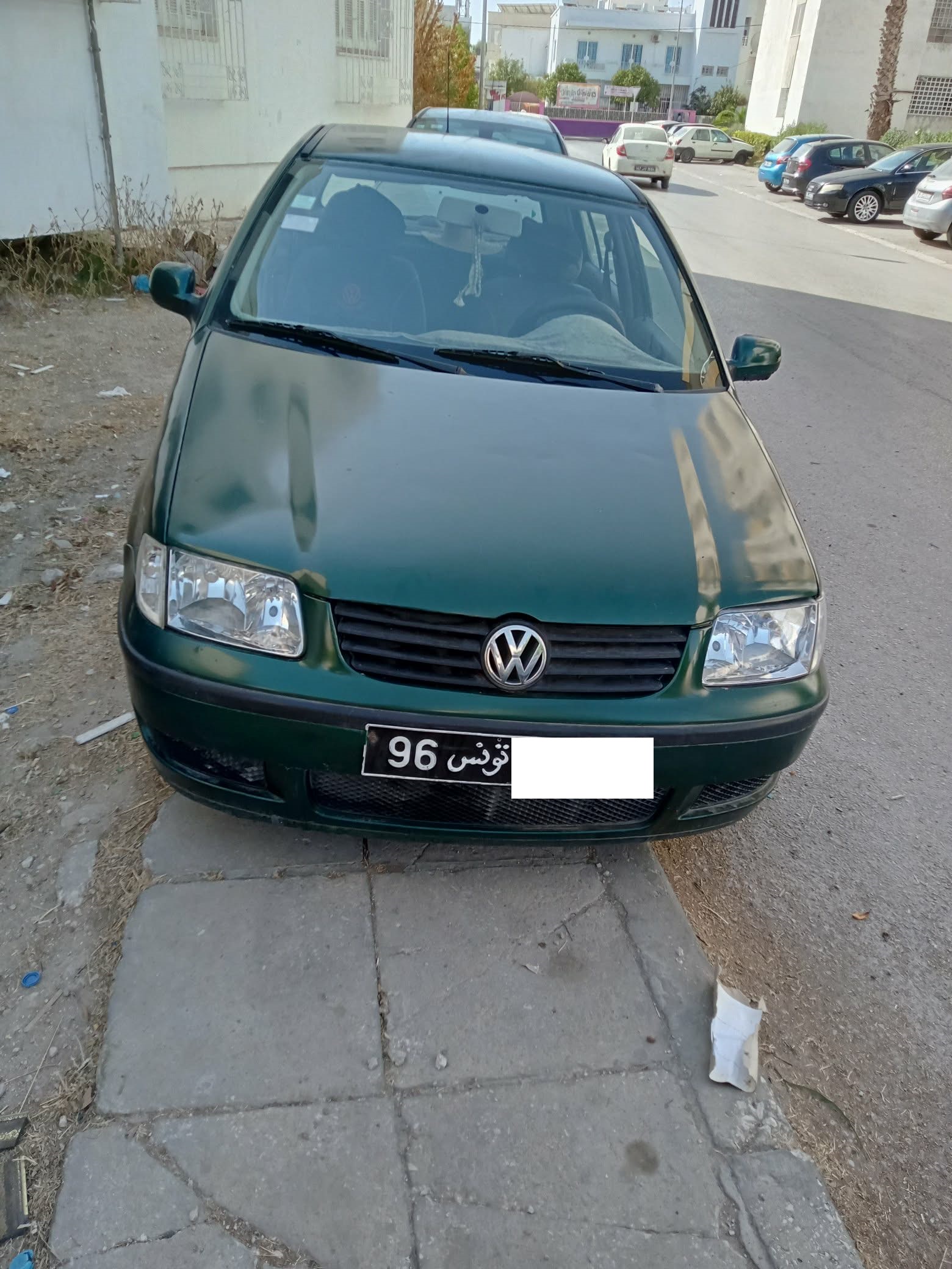 Cite El Khadra&nbsp;Cite Oplympique&nbsp;Volkswagen&nbsp;Polo 4&nbsp;Polo 4 essence 4 cv