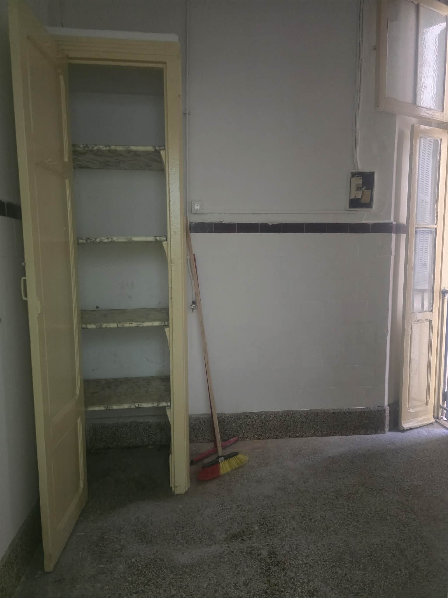 Bab Bhar&nbsp;Bab Bhar&nbsp;Location&nbsp;Appart. 3 pi�ces&nbsp;Appartement au centre ville tunis