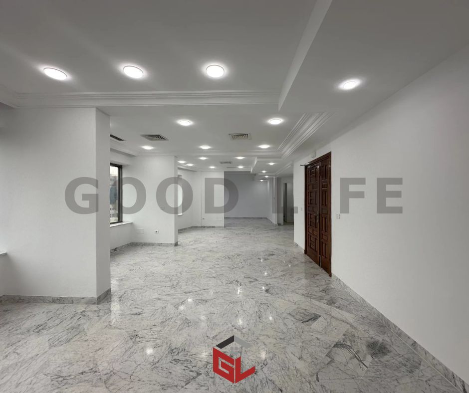 Cite El Khadra&nbsp;Zone urbaine nord&nbsp;Bureaux & Commerces&nbsp;Bureau&nbsp;Bureau h4 au centre urbain nord