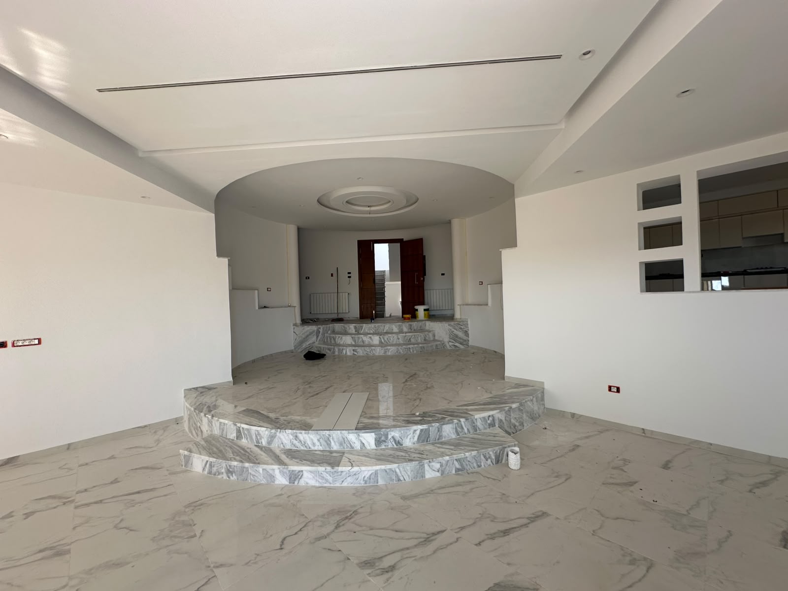 Akouda&nbsp;Chatt Meriem&nbsp;Location&nbsp;Appart. 4 pi�ces&nbsp;Kantaoui standing 2�me �tage s3