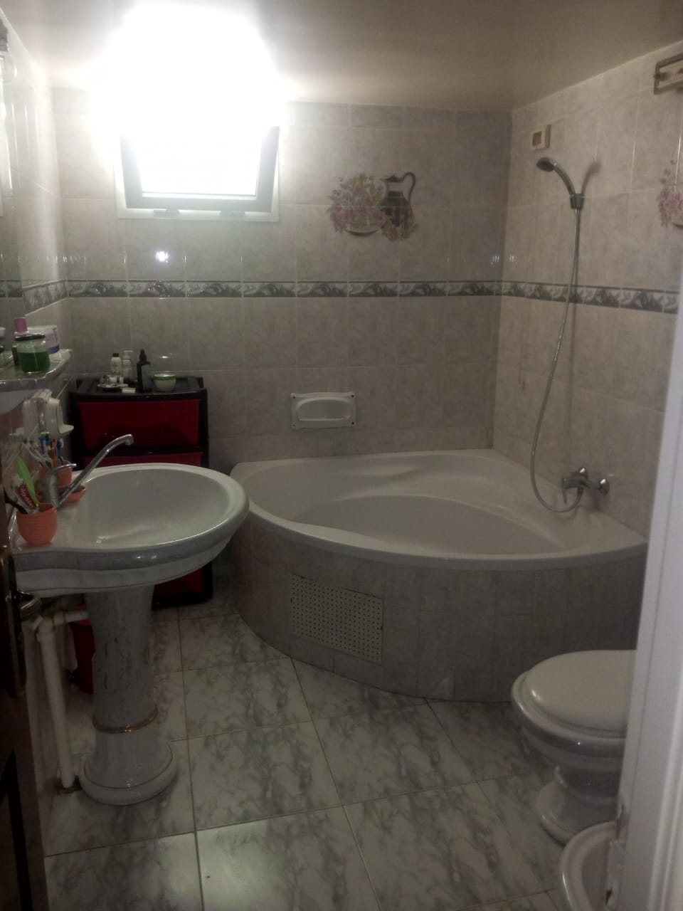 Hammam Sousse&nbsp;Hammam Sousse&nbsp;Location&nbsp;Appart. 4 pi�ces&nbsp;Proche de ttes commodit�s