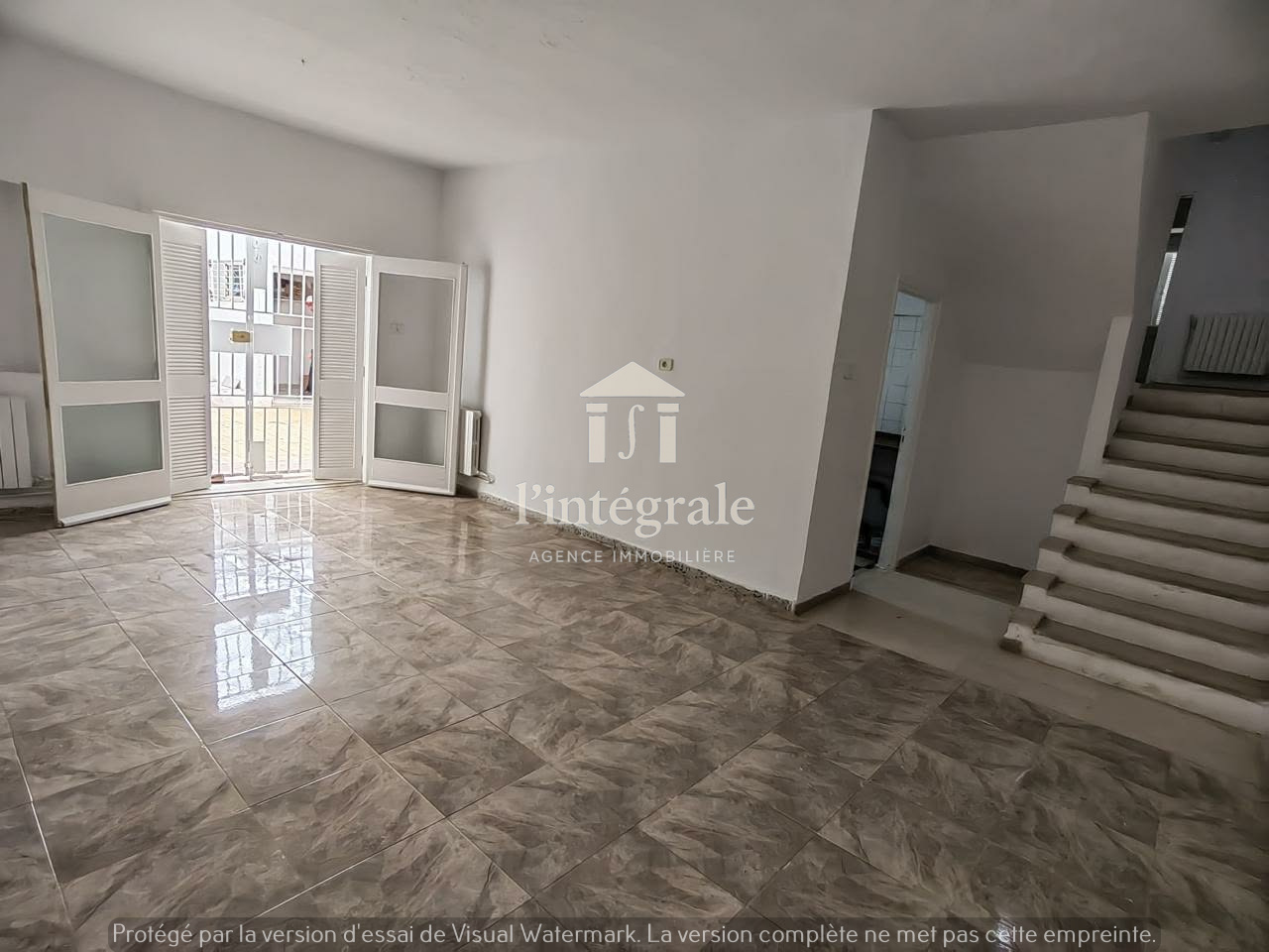 Ariana Ville&nbsp;El Menzah 5&nbsp;Location&nbsp;Maisons&nbsp;Triplex s4 habitation ou bureautique