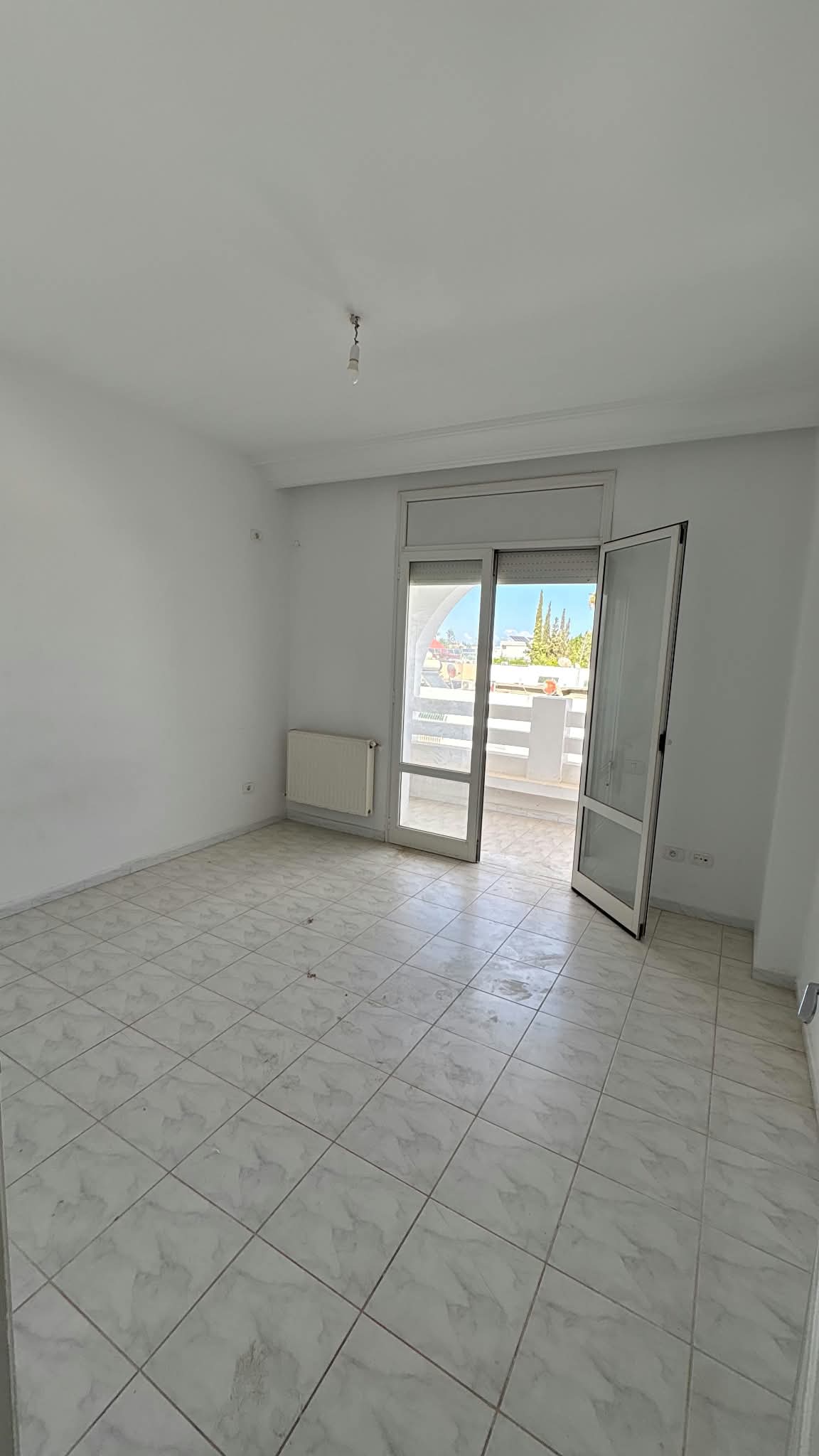 La Soukra&nbsp;La Soukra&nbsp;Location&nbsp;Appart. 4 pi�ces&nbsp;Appartement splus3 la soukra