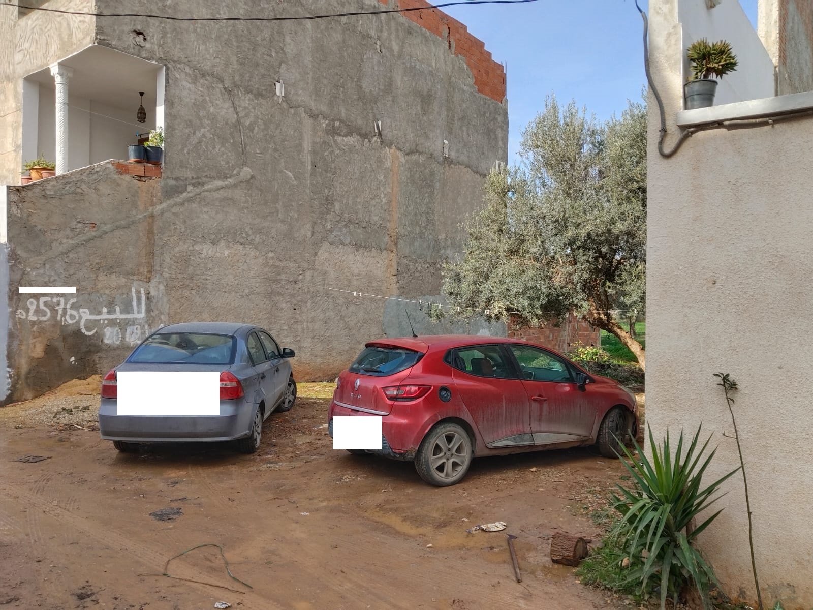 Mnihla&nbsp;Mnihla&nbsp;Terrain&nbsp;Terrain nu&nbsp;Mnihla vnt ter 257m2 avec autorisation
