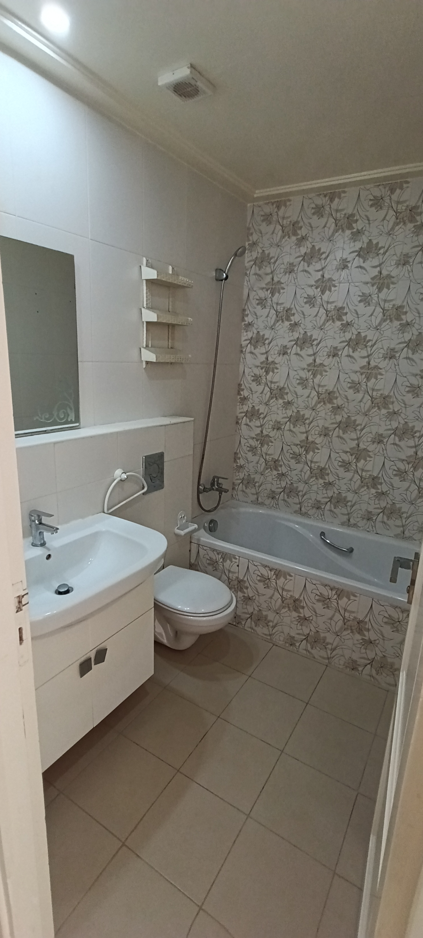 La Marsa&nbsp;Cite Bhar Lazreg&nbsp;Location&nbsp;Appart. 2 pi�ces&nbsp;Salon deux chambres a la marsa