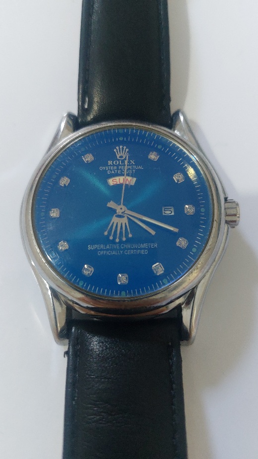 Le Bardo&nbsp;Le Bardo&nbsp;Autre&nbsp;Autre&nbsp;Montre style rolex datejust bracelet cuir bon �tat