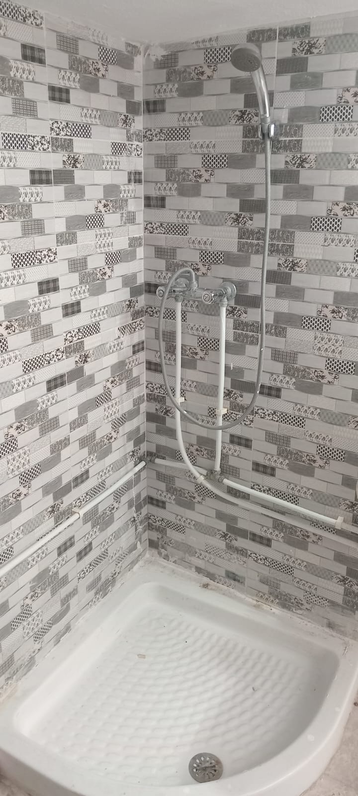 Mnihla&nbsp;Cite Ennasr&nbsp;Location&nbsp;Appart. 1 pi�ce&nbsp;Un petit studio meubl� cit� intilaka