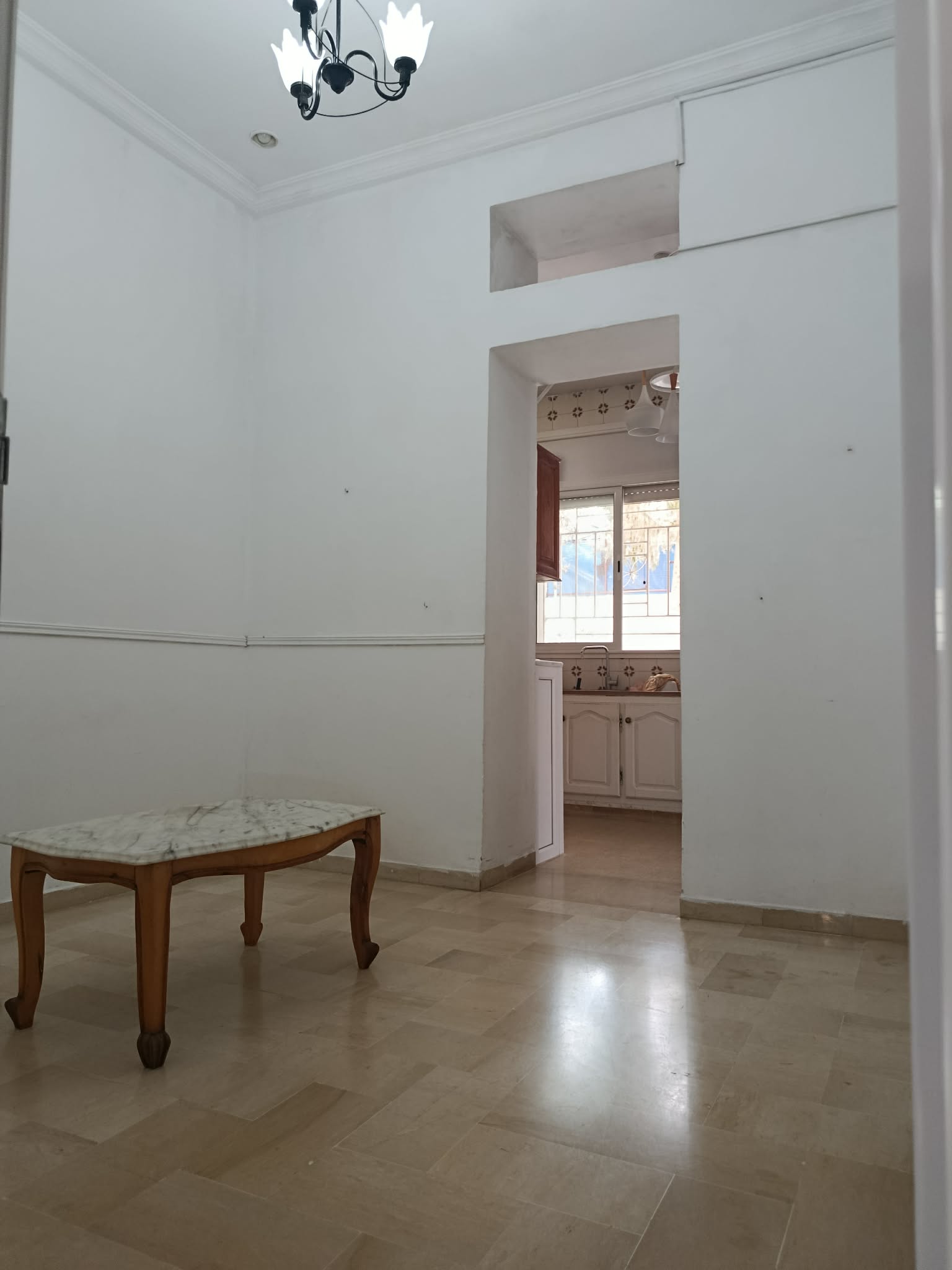 El Omrane&nbsp;El Omrane&nbsp;Location&nbsp;Appart. 4 pi�ces&nbsp;Spacieux etage de villa s4