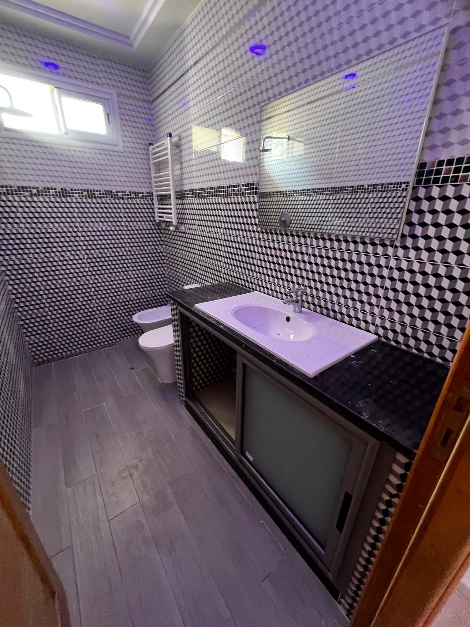 Raoued&nbsp;Cite Ennkhilet&nbsp;Location&nbsp;Appart. 4 pi�ces&nbsp;Etage s3 ennkhilete 1400d