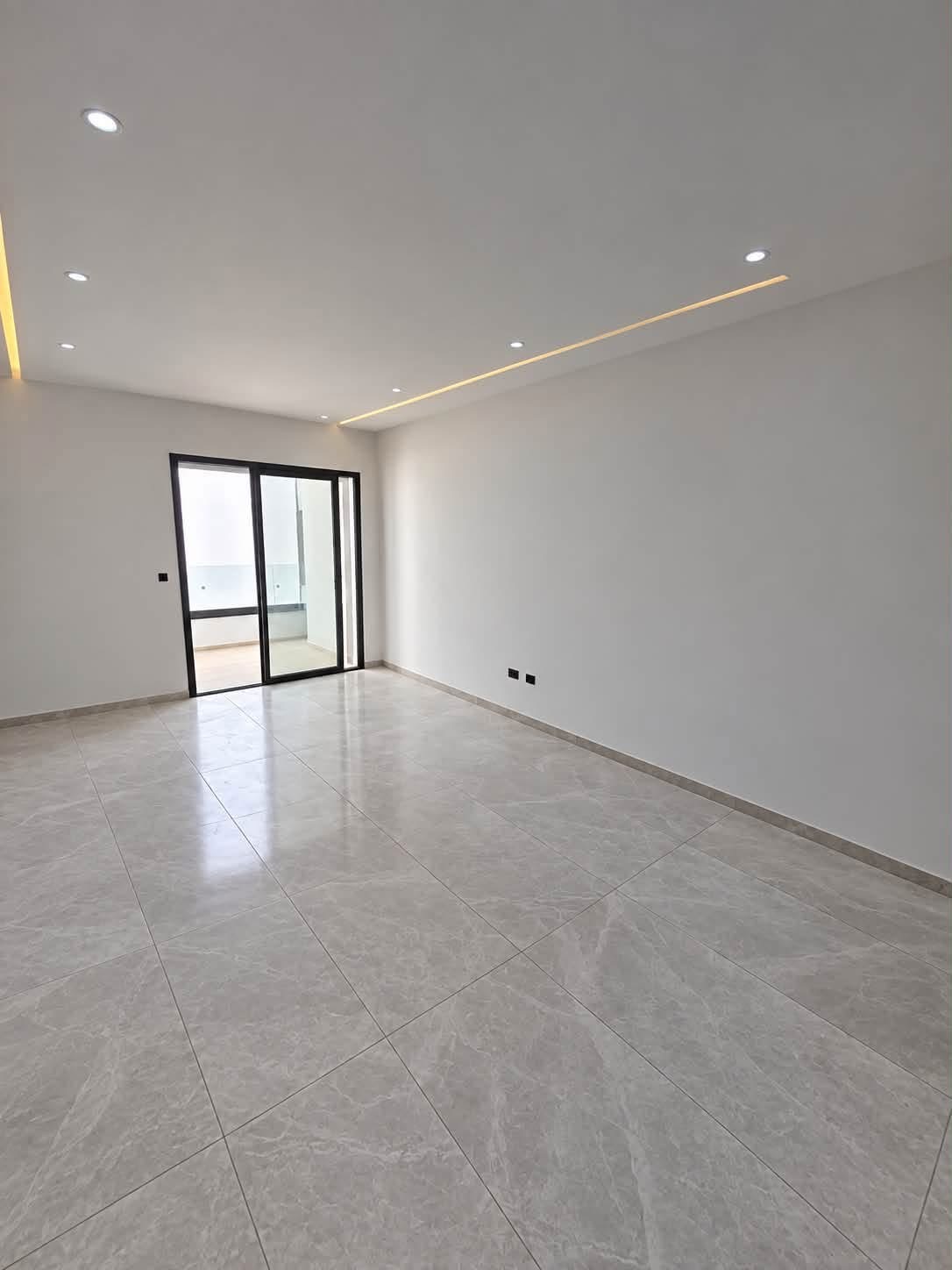 Raoued&nbsp;Cite El Ghazala 2&nbsp;Location&nbsp;Appart. 2 pi�ces&nbsp;S2 neuf ghazela 1450d