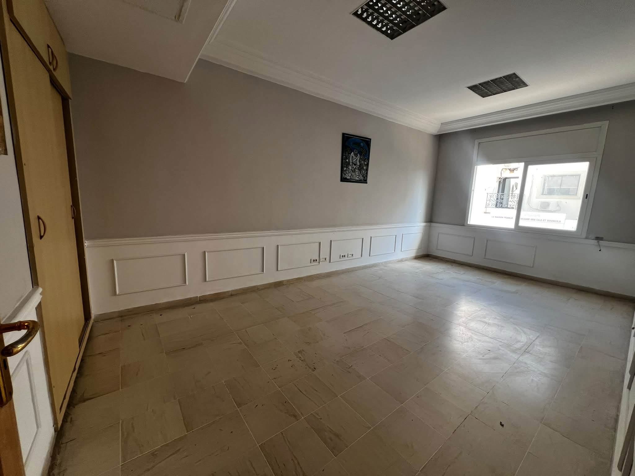 La Marsa&nbsp;Berge Du Lac&nbsp;Location&nbsp;Appart. 3 pi�ces&nbsp;Bureau h3 lac1