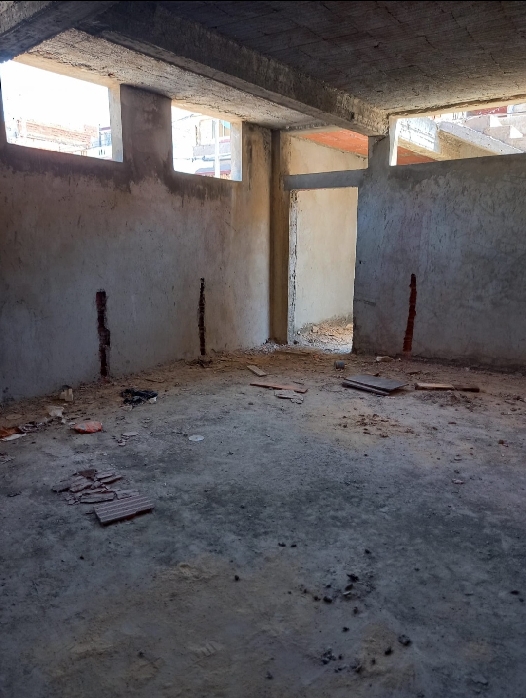 Douar Hicher&nbsp;Cite Khaled Ibn El Walid&nbsp;Location&nbsp;Surfaces&nbsp;Depot ou petit atelier