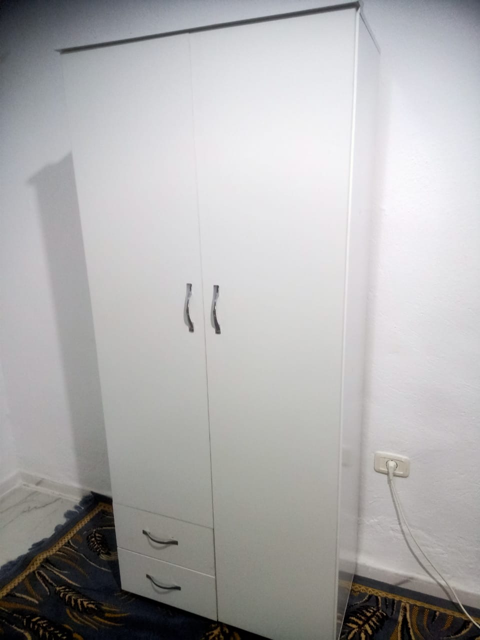 La Goulette&nbsp;La Goulette Nouvelle&nbsp;Autres meubles&nbsp;Autres&nbsp;Amroire et lit avec matelas et table de nuit