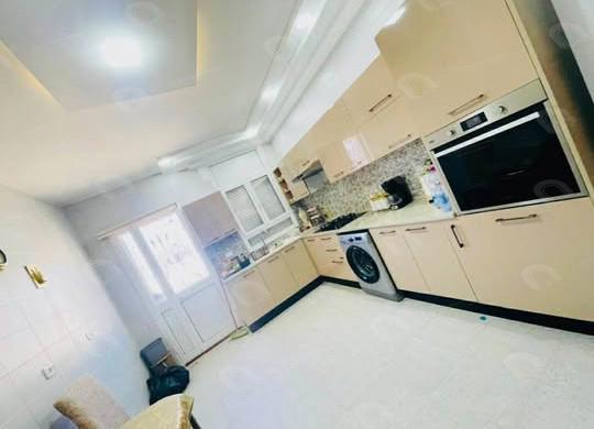 El Hrairia&nbsp;El Hrairia&nbsp;Location&nbsp;Appart. 4 pi�ces&nbsp;Un �tage de villa s4 hst