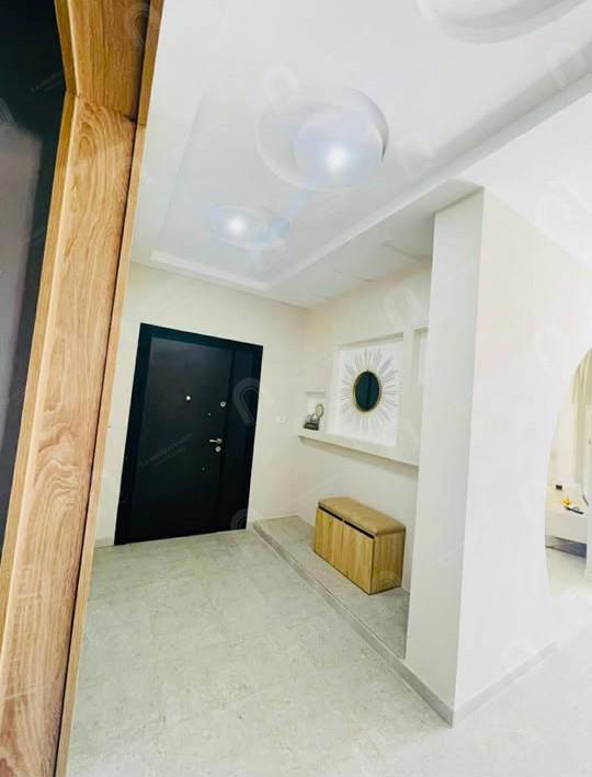 El Hrairia&nbsp;El Hrairia&nbsp;Location&nbsp;Appart. 4 pi�ces&nbsp;Un �tage de villa s4 hst