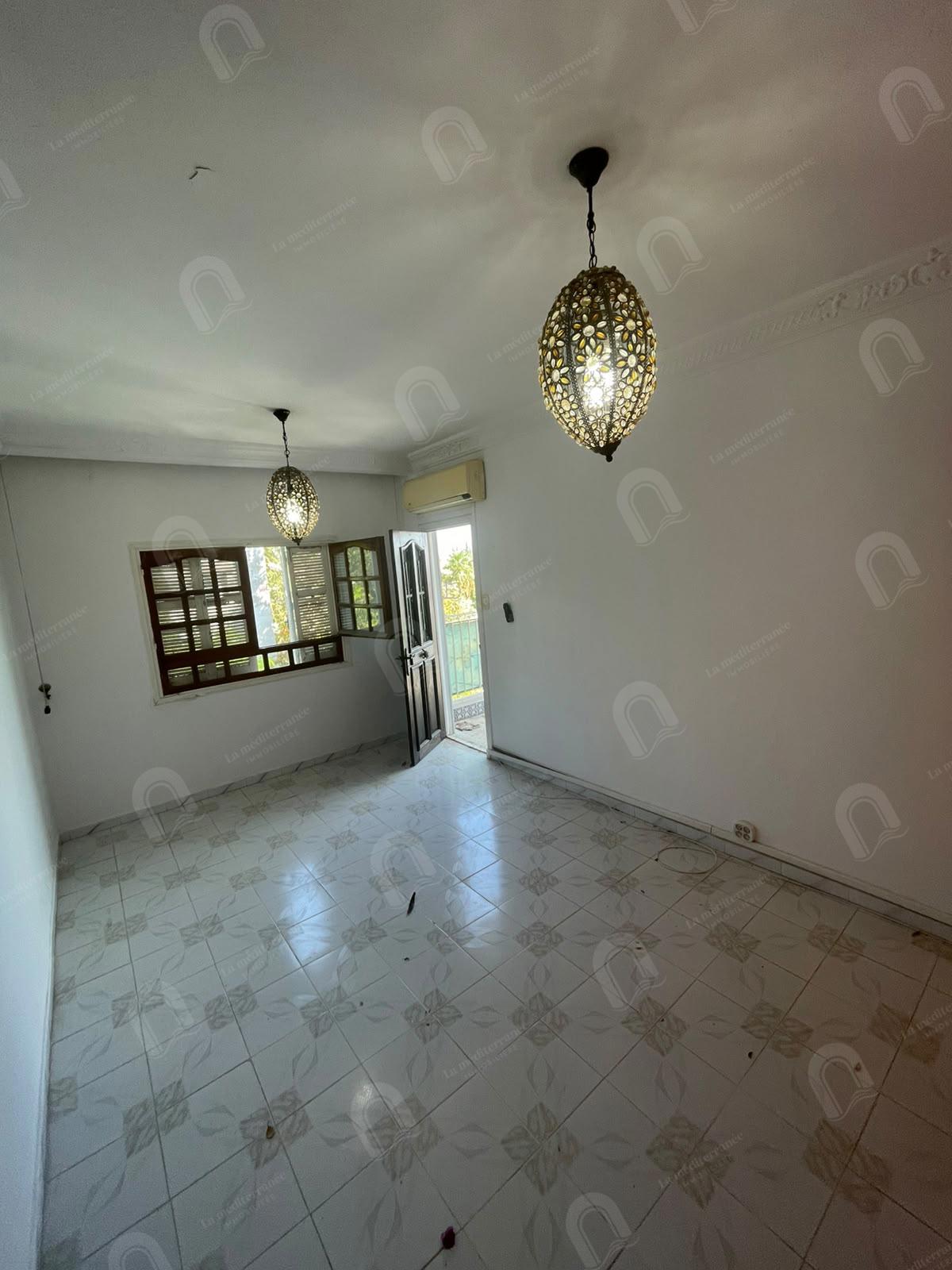 Le Bardo&nbsp;Khaznadar&nbsp;Vente&nbsp;Appart. 4 pi�ces&nbsp;Un appartement 2s3 � khaznadar