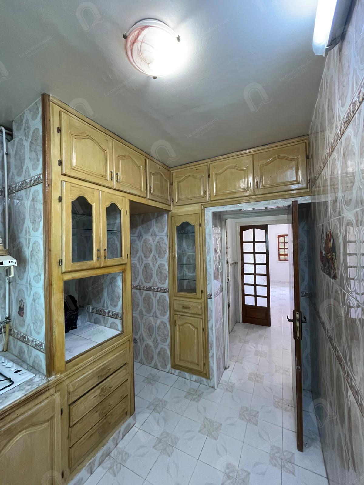 Le Bardo&nbsp;Khaznadar&nbsp;Vente&nbsp;Appart. 4 pi�ces&nbsp;Un appartement 2s3 � khaznadar