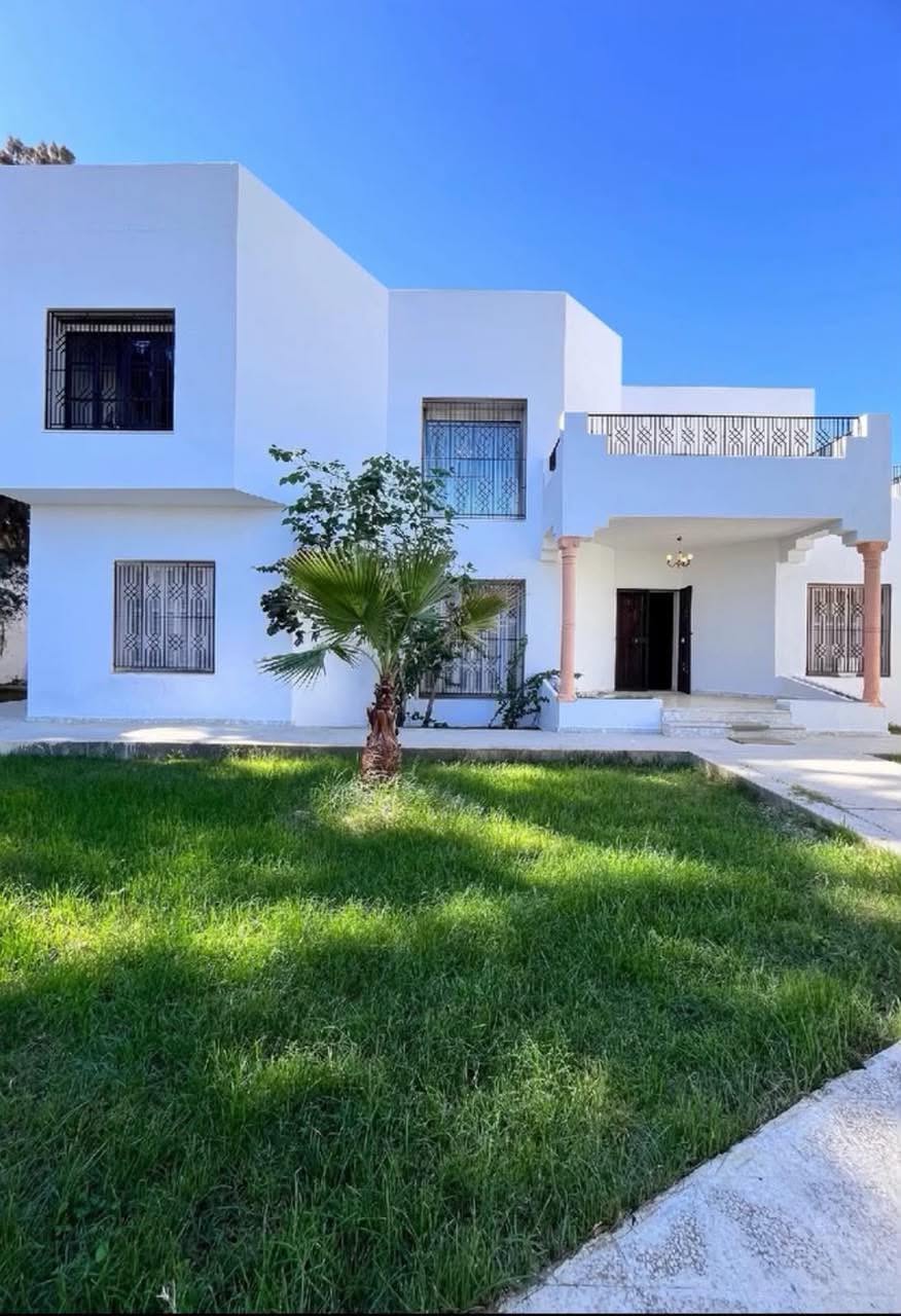 Rades&nbsp;Rades&nbsp;Location&nbsp;Maisons&nbsp;Magnifique villa meubl�