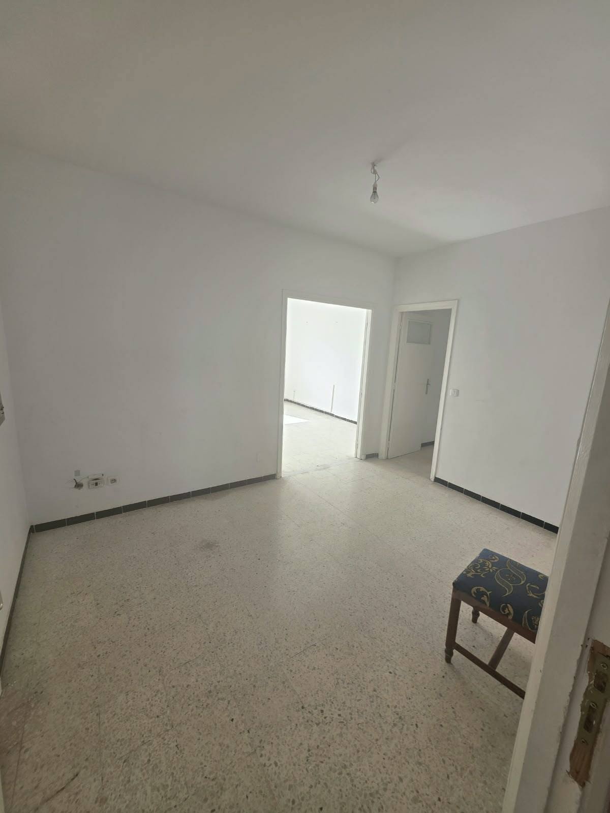 El Menzah&nbsp;El Manar 1&nbsp;Location&nbsp;Appart. 2 pi�ces&nbsp;Joli appartement s2 non meubl�