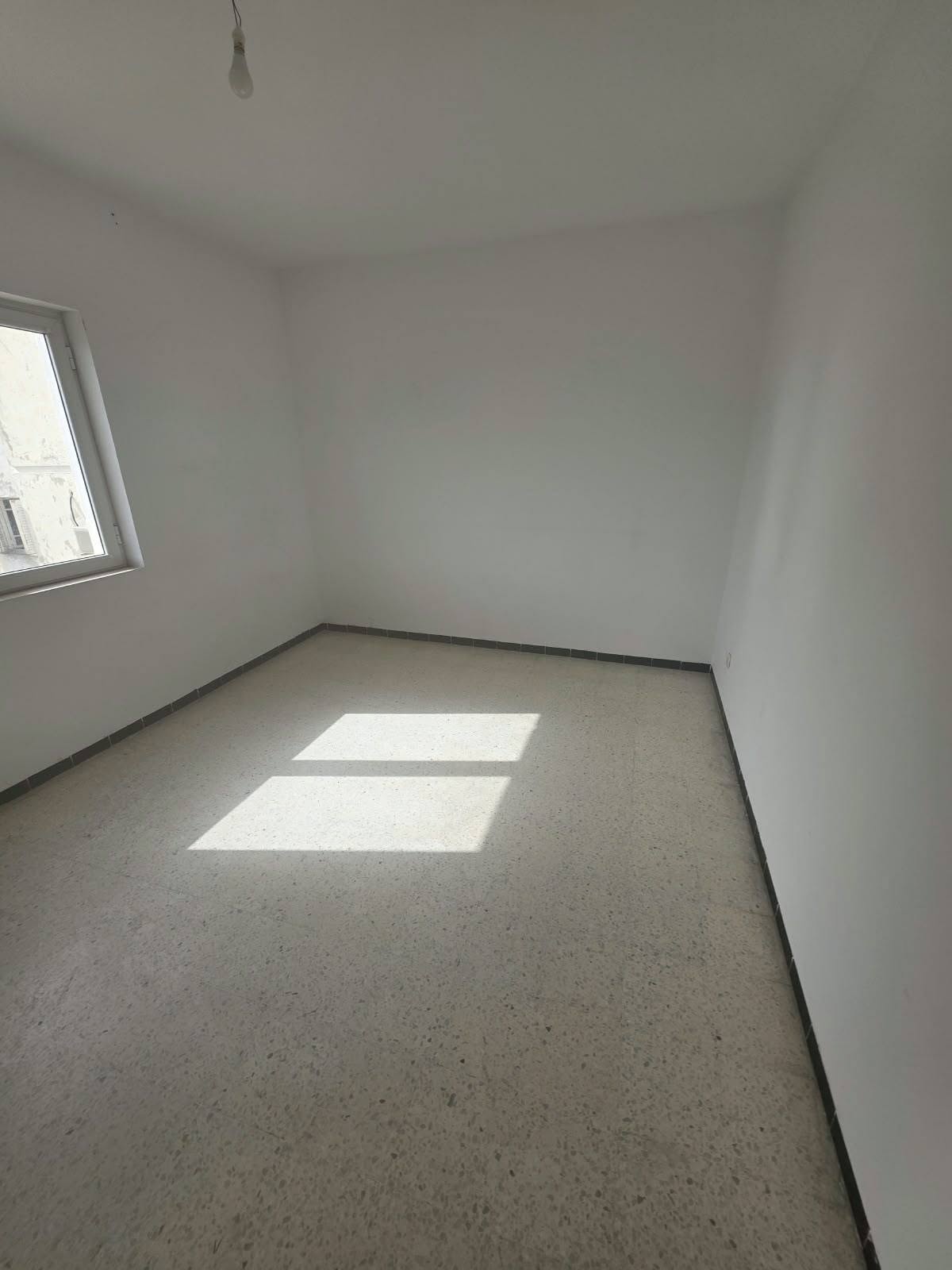 El Menzah&nbsp;El Manar 1&nbsp;Location&nbsp;Appart. 2 pi�ces&nbsp;Joli appartement s2 non meubl�