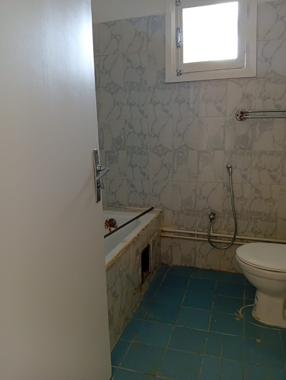 Ariana Ville&nbsp;El Menzah 7&nbsp;Location&nbsp;Appart. 3 pi�ces&nbsp;Un appartement s2 � el menzah 7