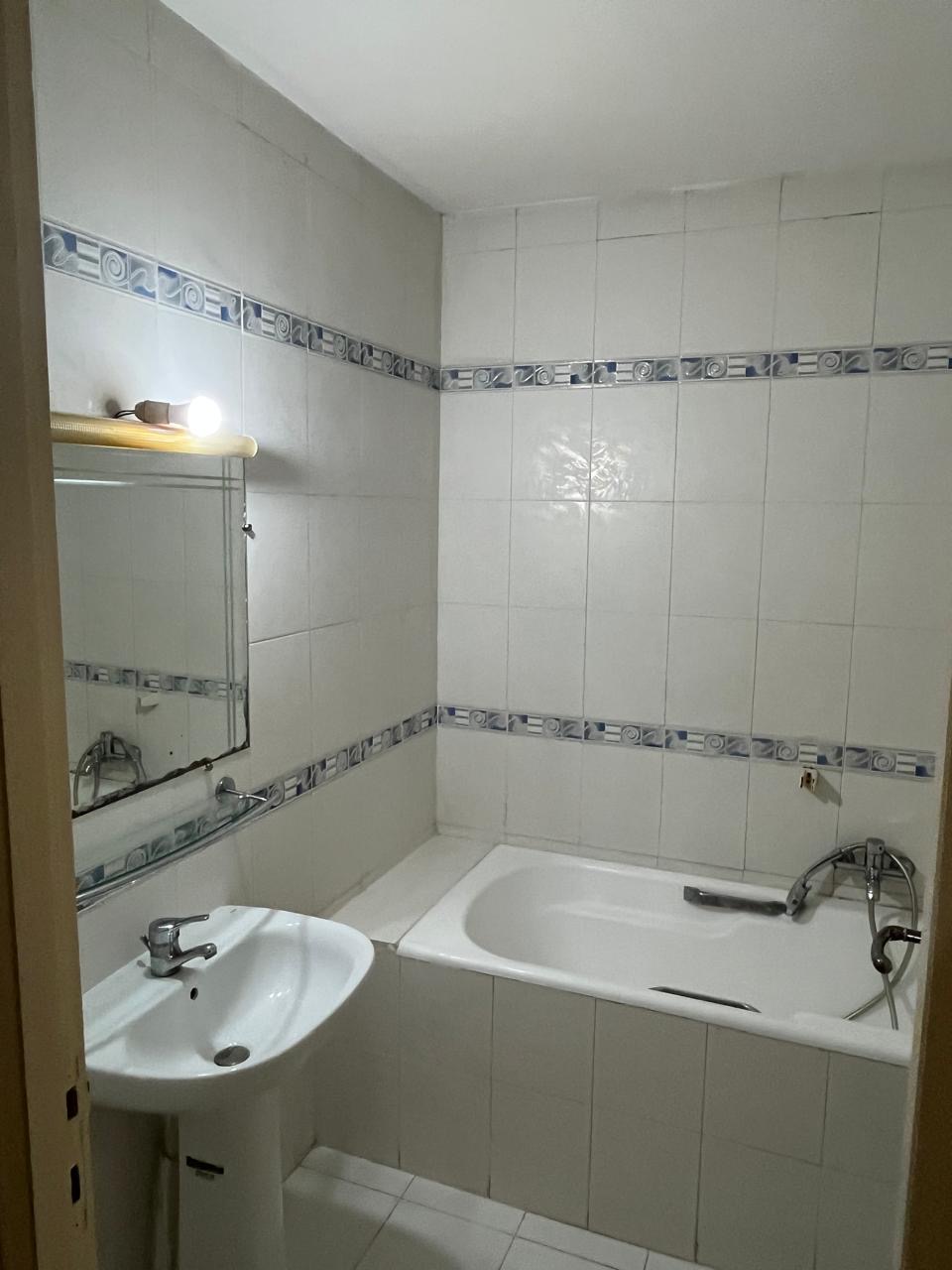 El Menzah&nbsp;El Menzah 1&nbsp;Location&nbsp;Appart. 2 pi�ces&nbsp;Studio � ennasr 2