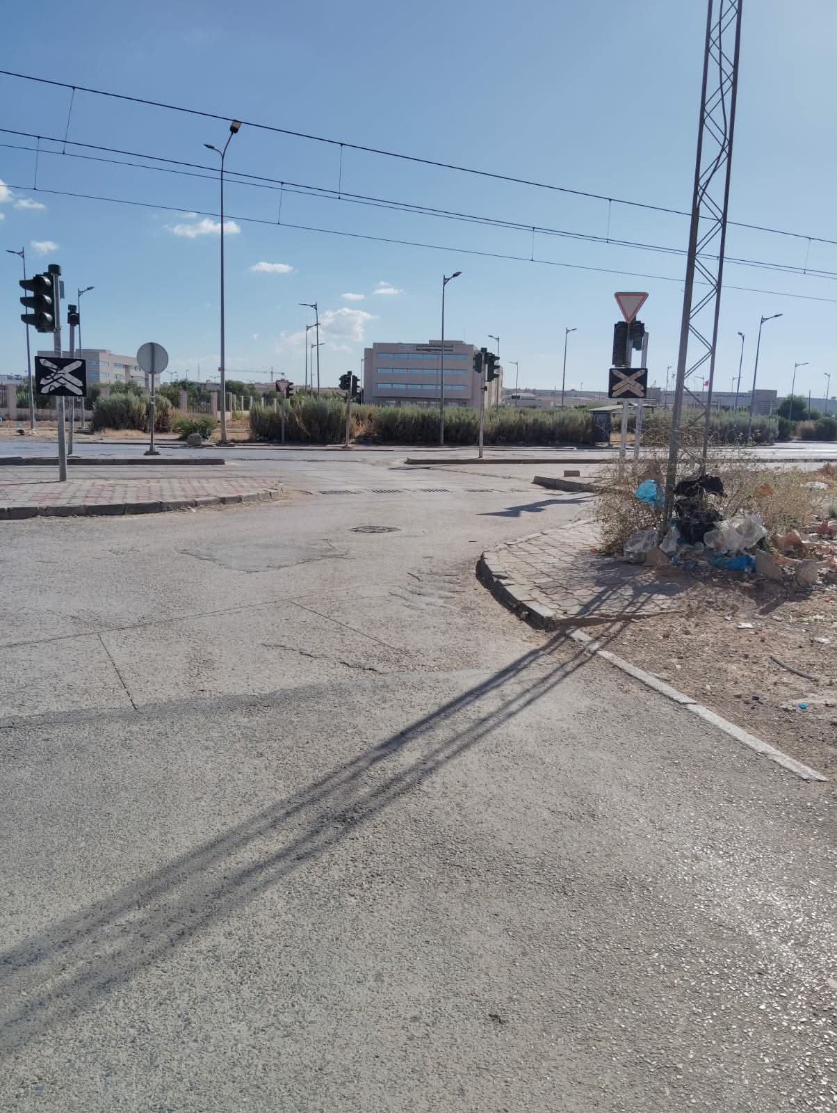 Mannouba&nbsp;La Mannouba&nbsp;Location&nbsp;Autre&nbsp;Deux locaux commerciaux