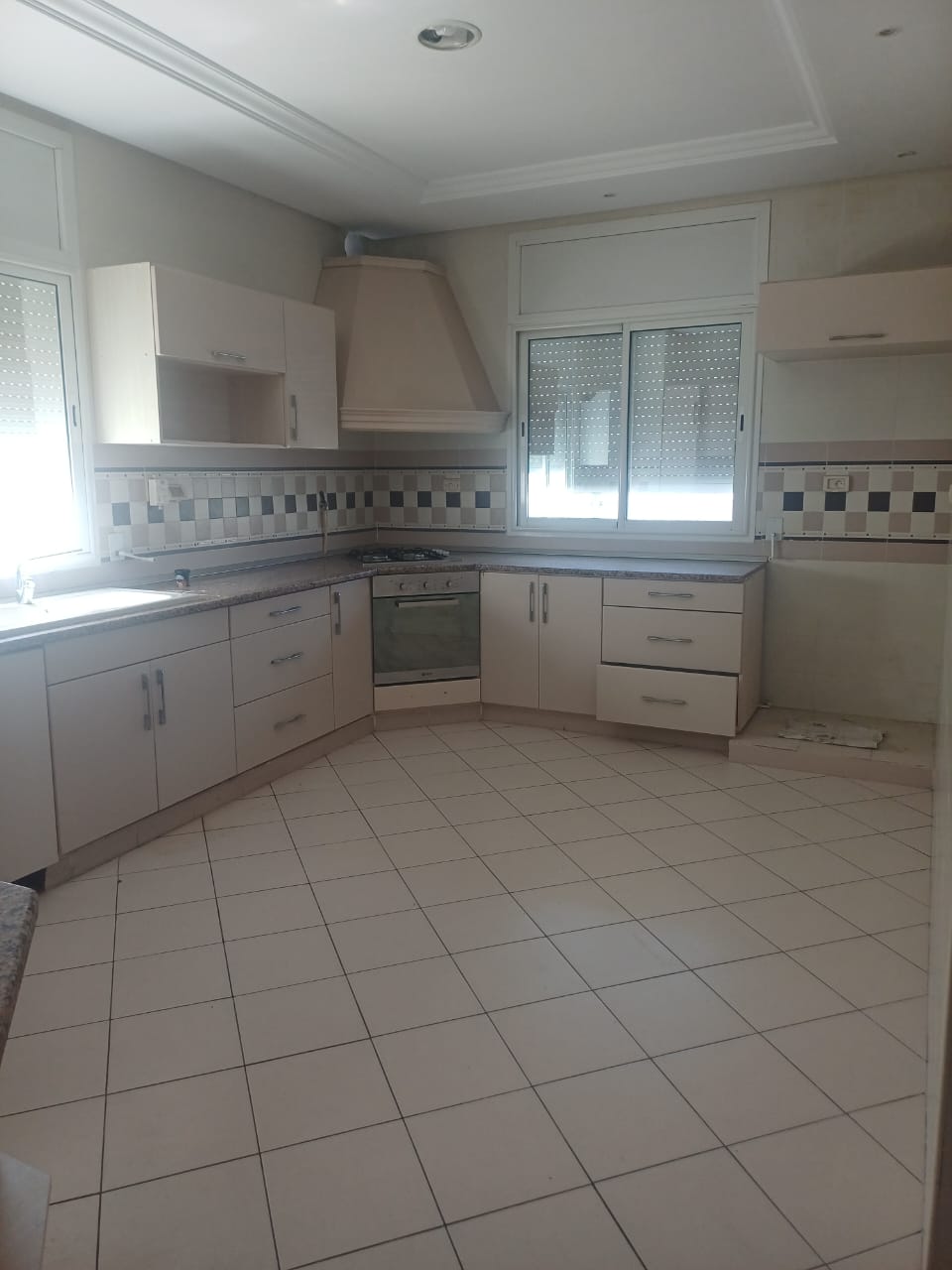 Ain Zaghouan&nbsp;Jardins de Carthage&nbsp;Location&nbsp;Maisons&nbsp;Maison et son �tage avec entr�es ind�pendantes