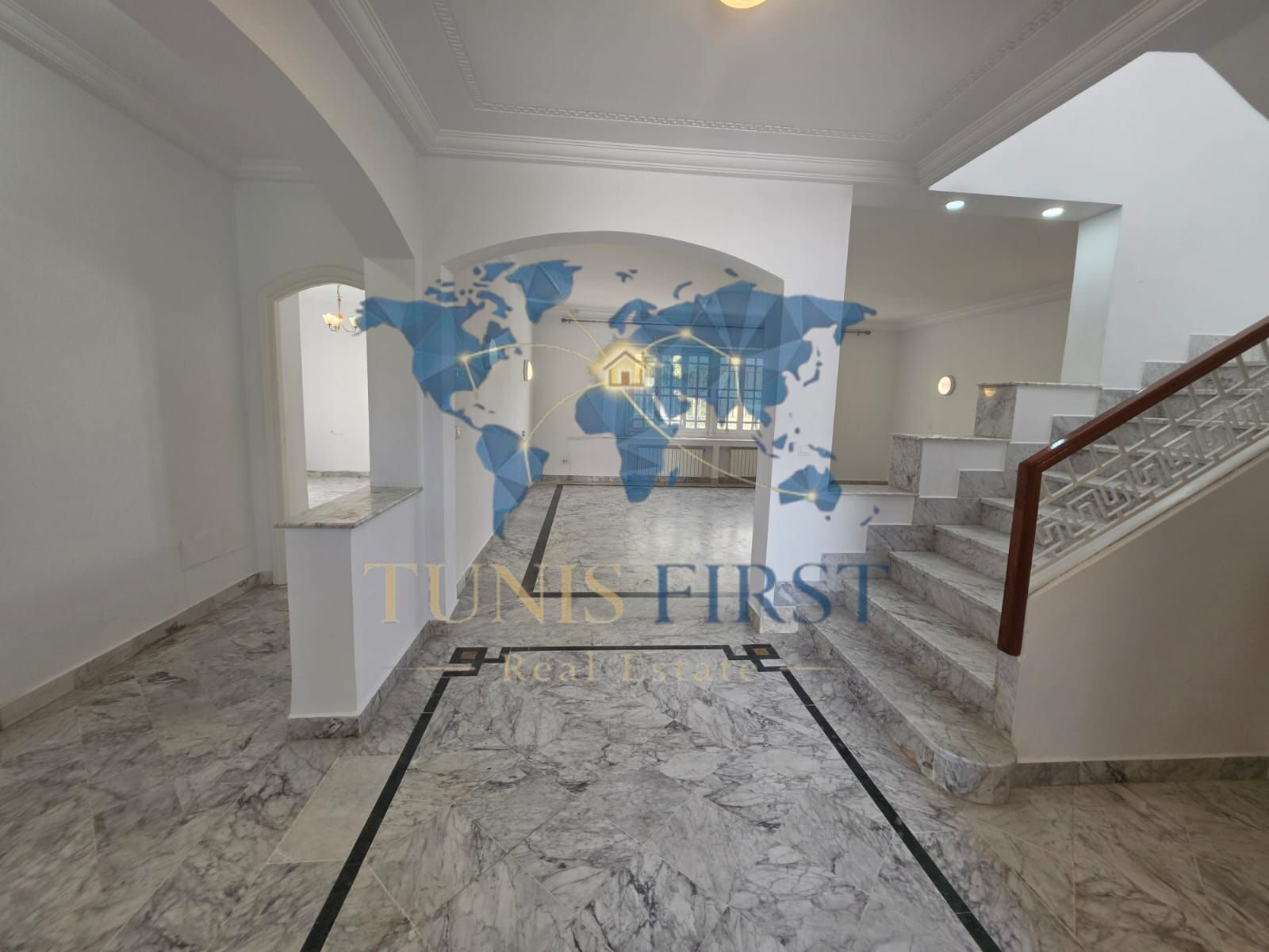 La Marsa&nbsp;Marsa Ennassim&nbsp;Vente&nbsp;Maisons&nbsp;Magnifique villa � cit� les pins