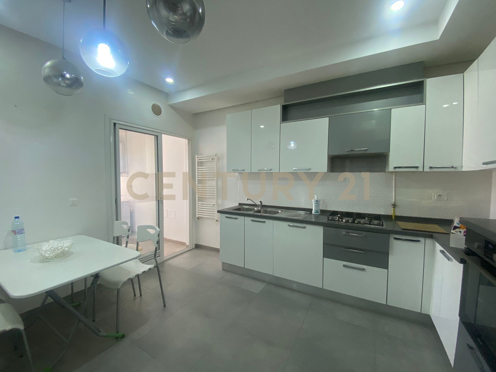Ariana Ville&nbsp;Cite Ennasr 2&nbsp;Location&nbsp;Appart. 2 pi�ces&nbsp;Un appartement s2 meubl� a cit� ennasr 2