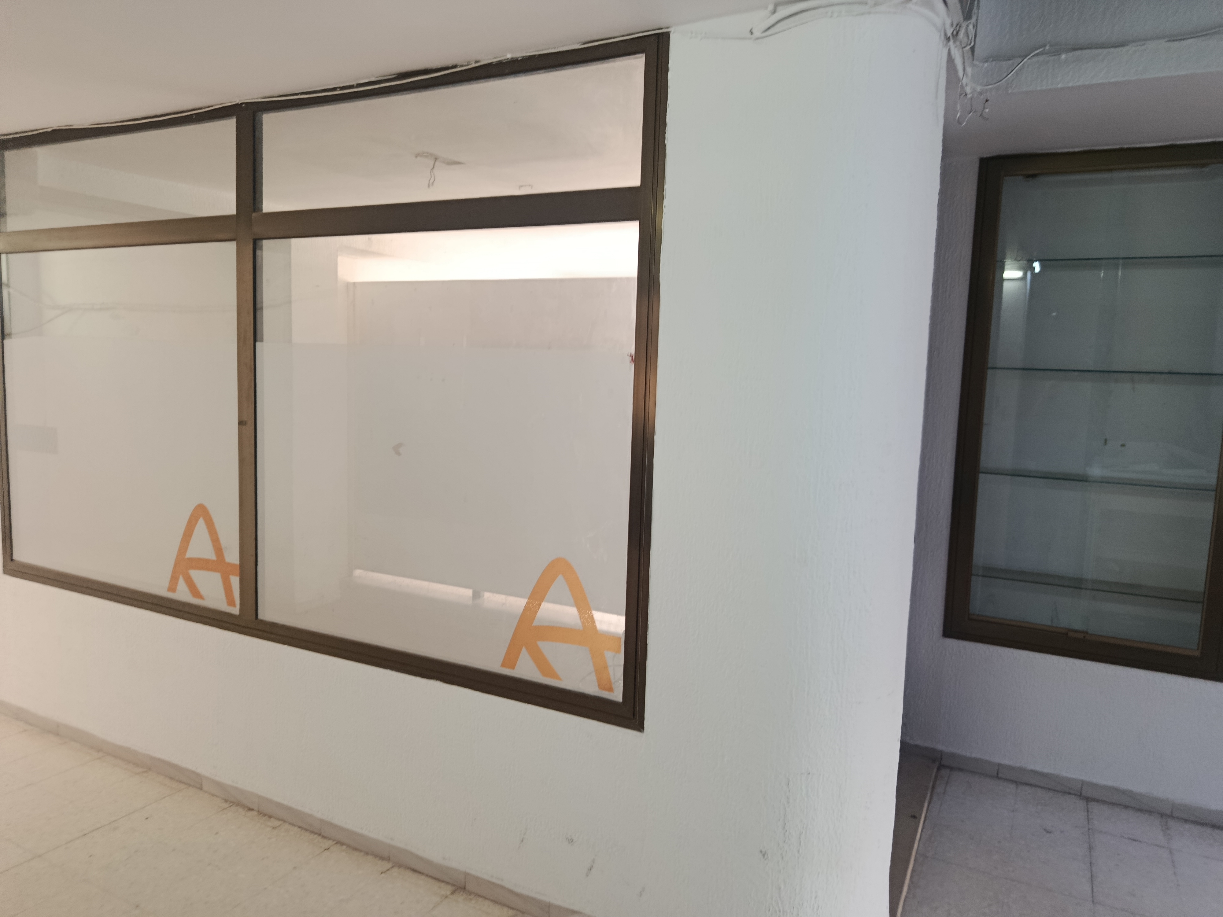 Bureaux & Commerces&nbsp;Surfaces