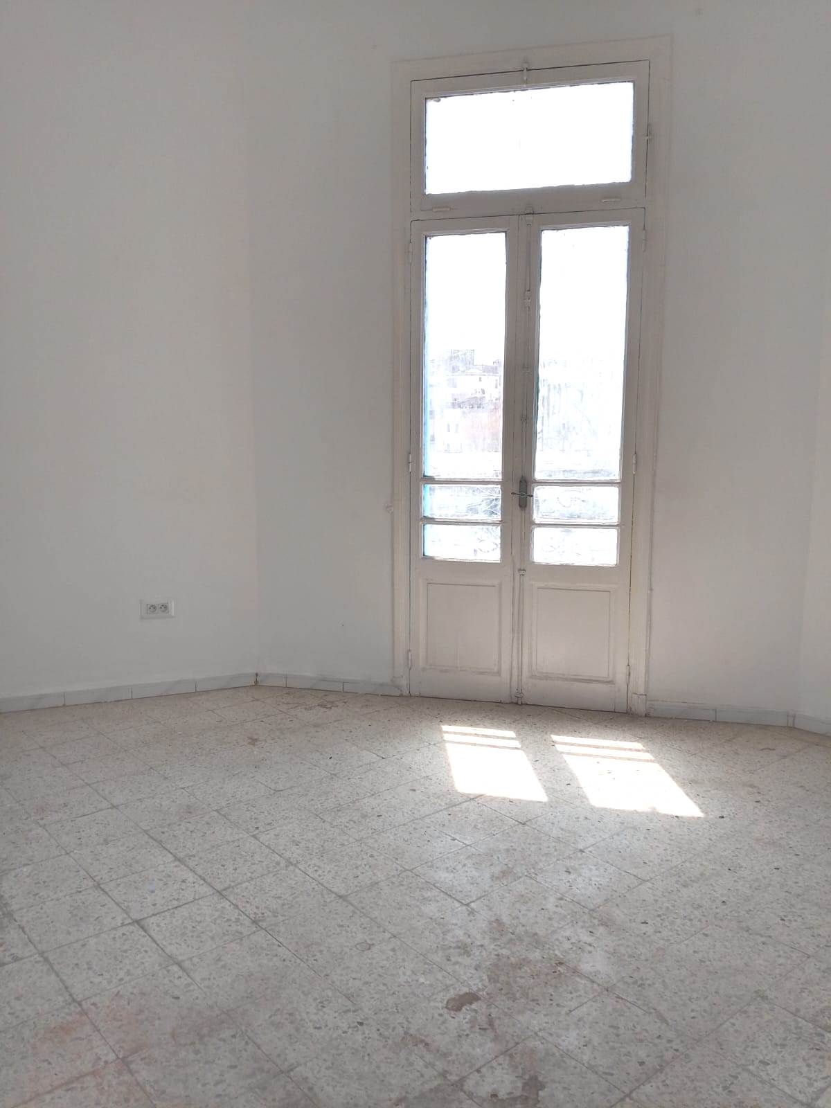 Bab Bhar&nbsp;Republique&nbsp;Vente&nbsp;Appart. 2 pi�ces&nbsp;Appartement s1 au 2e �tage