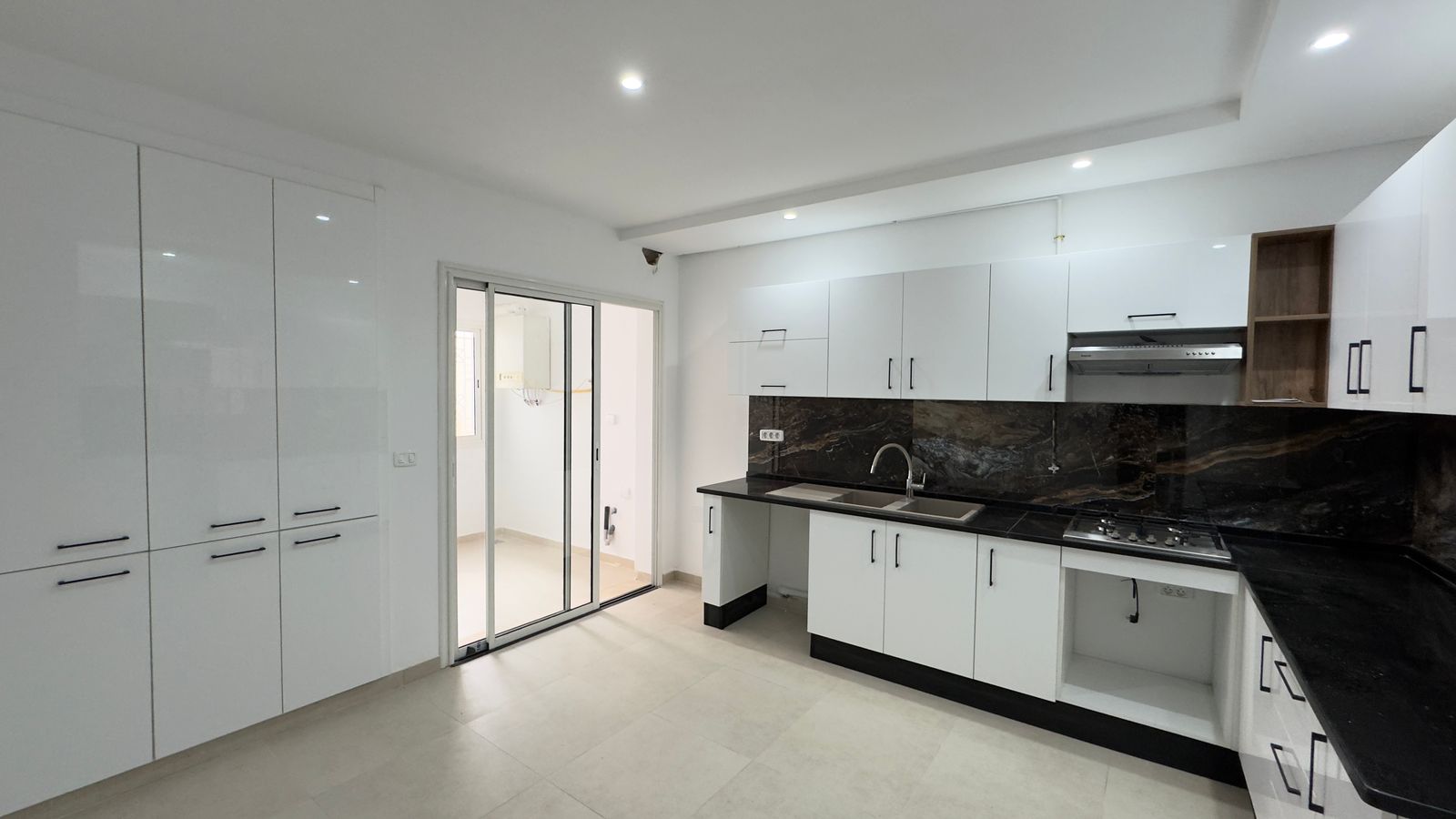 Ariana Ville&nbsp;Riadh Landlous&nbsp;Vente&nbsp;Appart. 3 pi�ces&nbsp;Appartement s3 riadh andalous