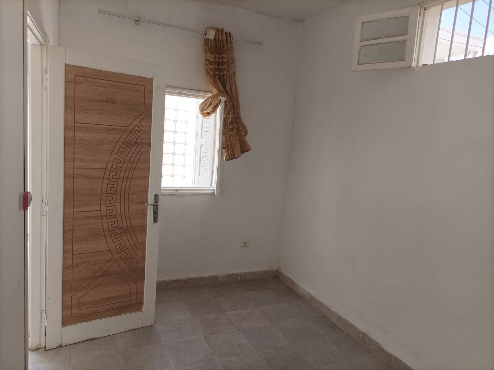 Raoued&nbsp;Cite Ennkhilet&nbsp;Location&nbsp;Maisons&nbsp;Studio 3 pi�ces a ennkhilet wb2901