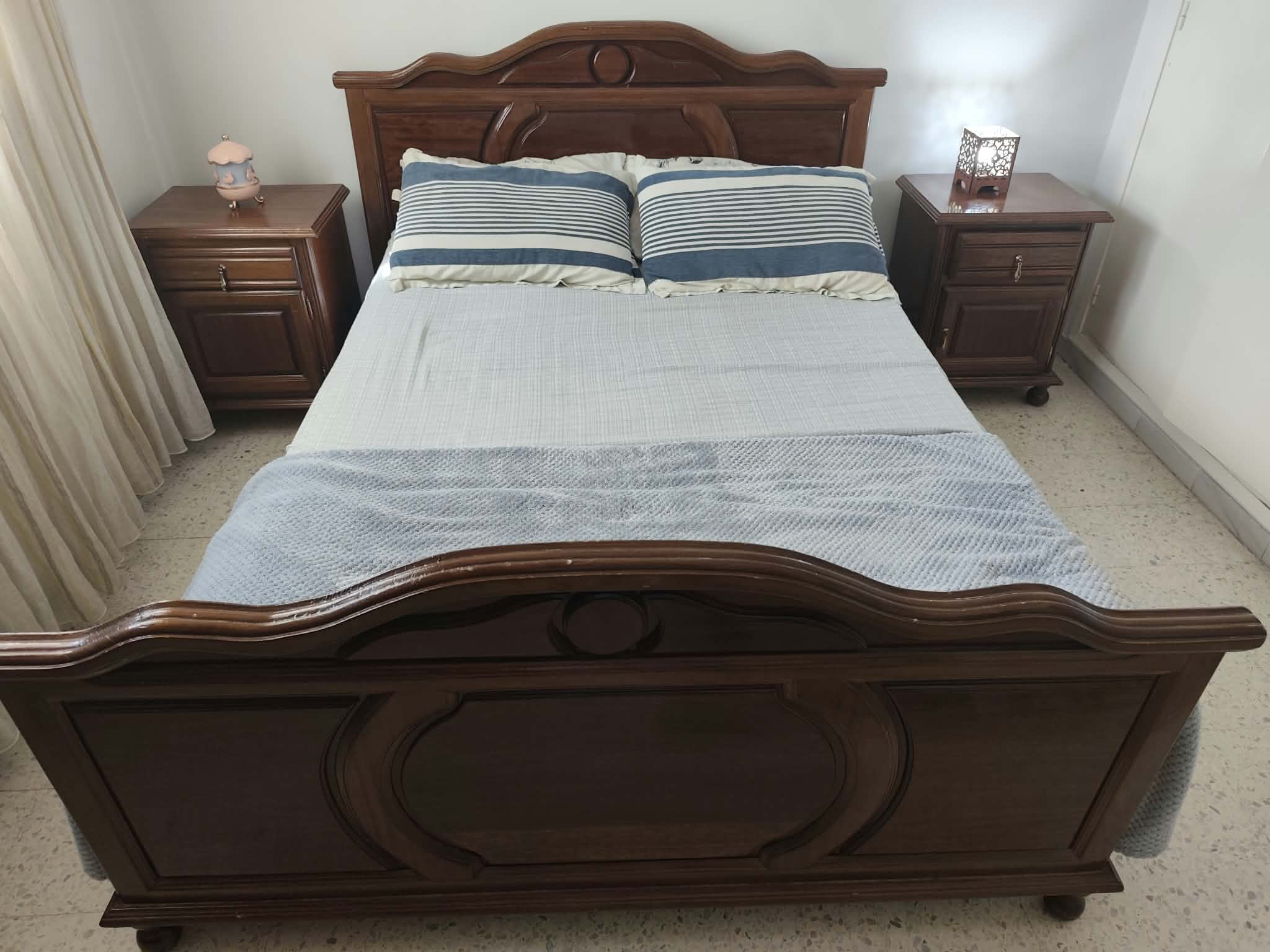 Cite El Khadra&nbsp;Cite Olympeade&nbsp;Chambres � coucher&nbsp;Chambres � coucher&nbsp;Chambre a coucher bois propre