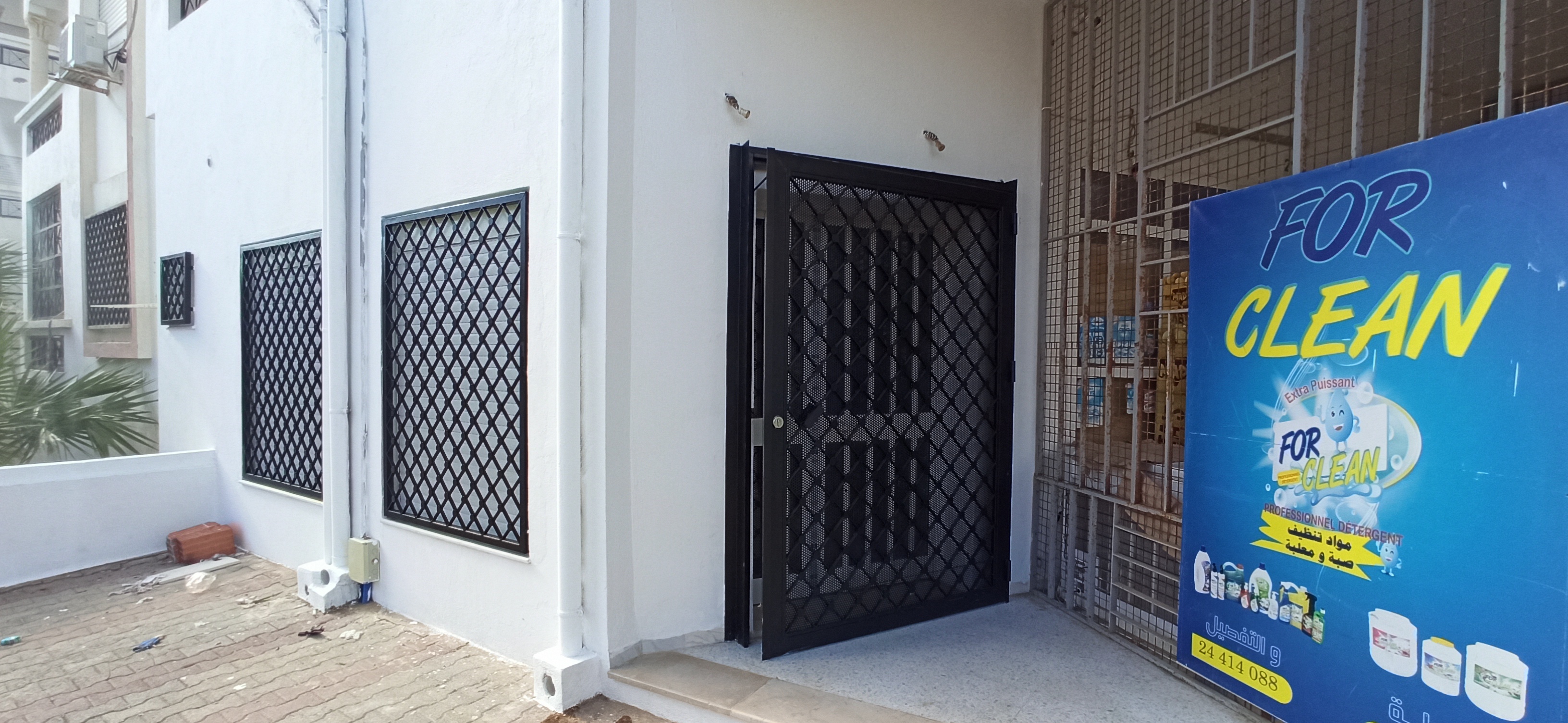 Raoued&nbsp;Borj Touil&nbsp;Bureaux & Commerces&nbsp;Bureau&nbsp;Local commercial a usage services
