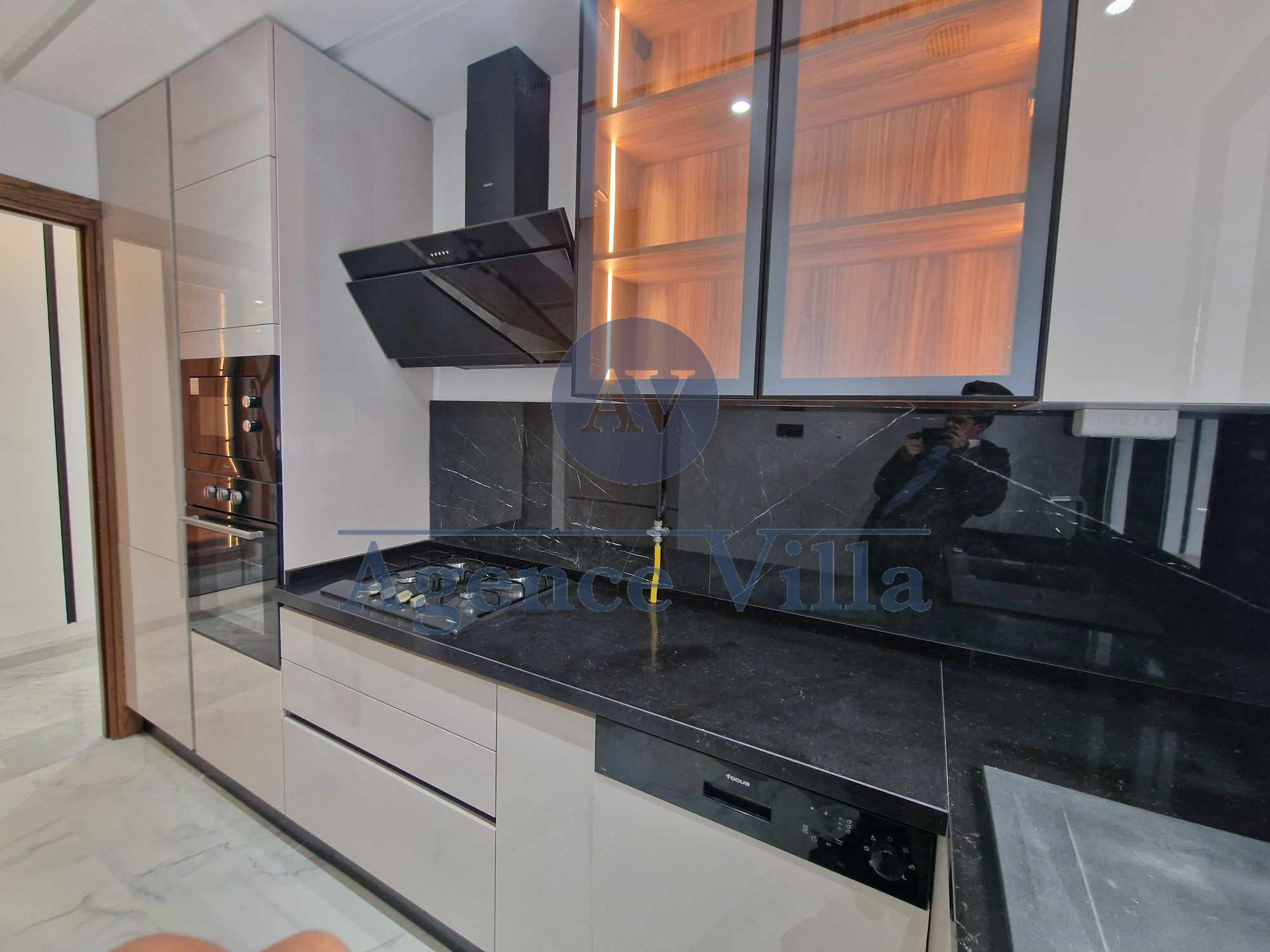 Ain Zaghouan&nbsp;Ain Zaghouan&nbsp;Location&nbsp;Appart. 3 pi�ces&nbsp;Appartement s2 avec balcon ain zaghouan
