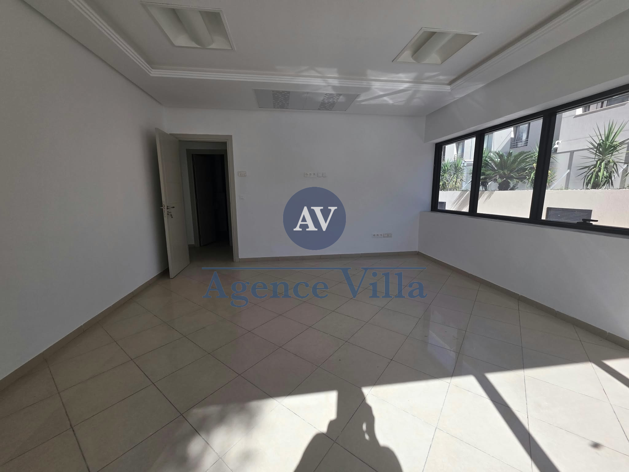 La Marsa&nbsp;Berge Du Lac&nbsp;Location&nbsp;Autre&nbsp;Des bureaux � partir de 124m aux lac 2