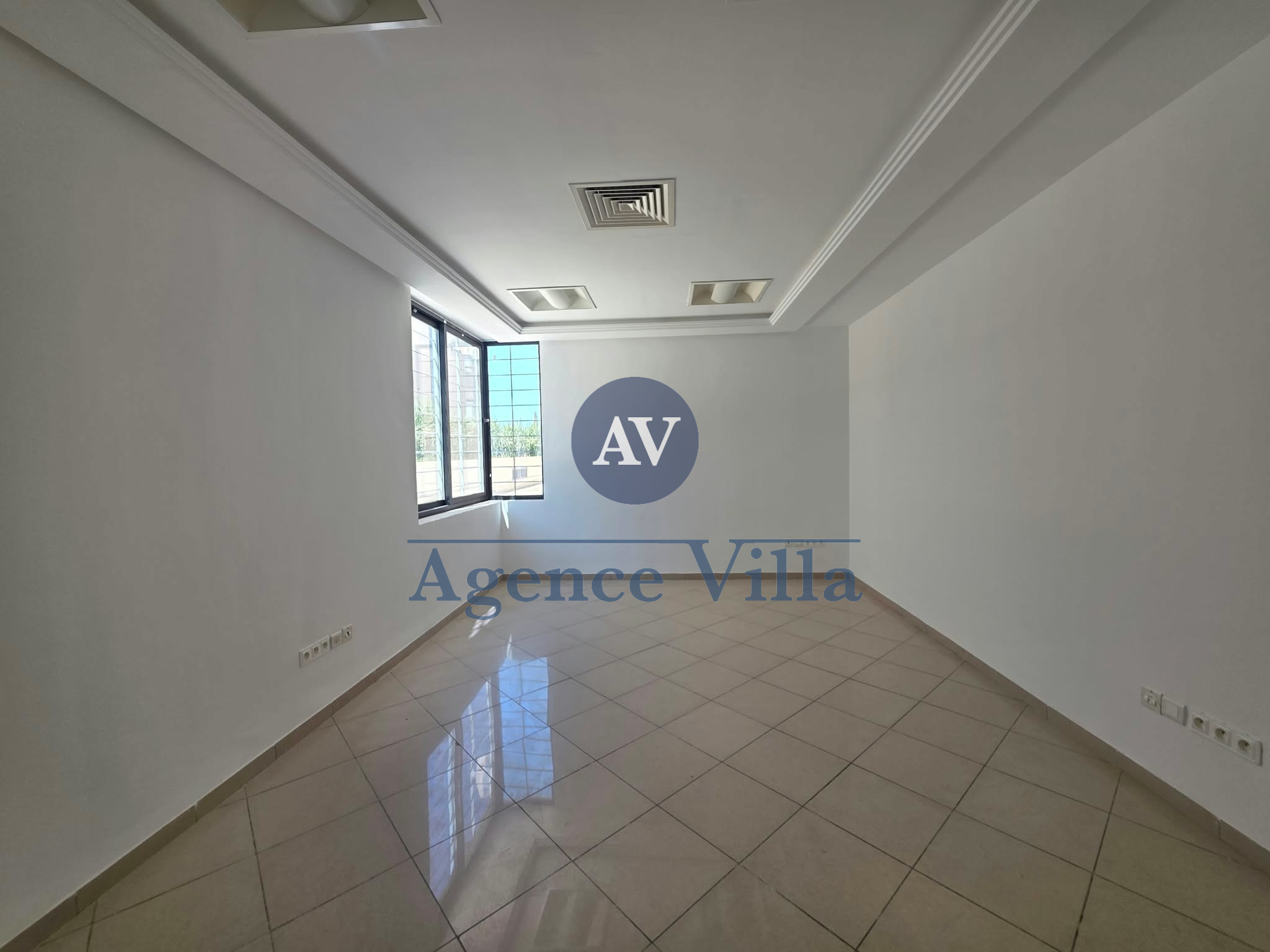 La Marsa&nbsp;Berge Du Lac&nbsp;Location&nbsp;Autre&nbsp;Des bureaux � partir de 124m aux lac 2