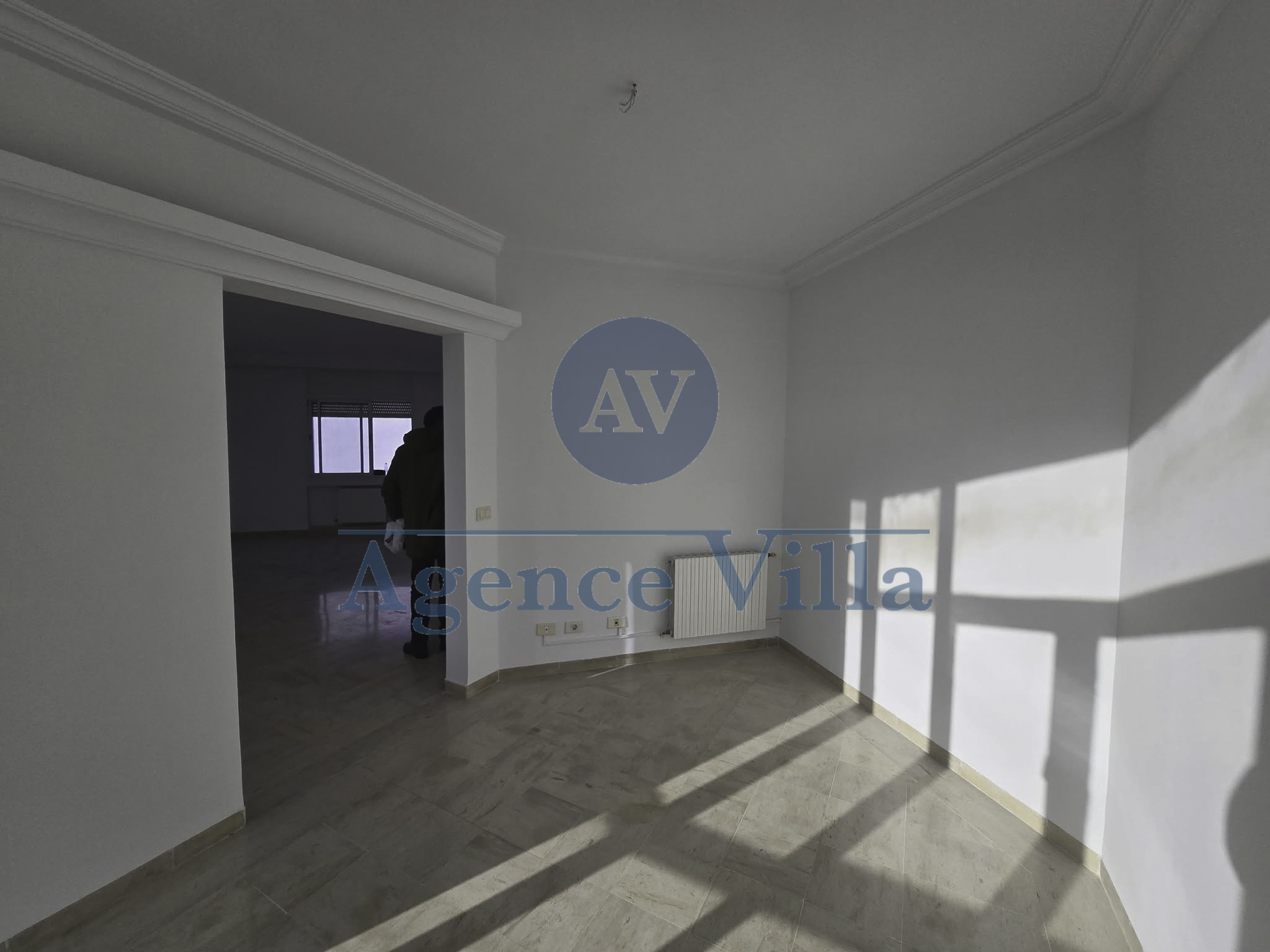 La Soukra&nbsp;La Soukra&nbsp;Vente&nbsp;Appart. 4 pi�ces&nbsp;Appartement de 140m2 s3 � la soukra