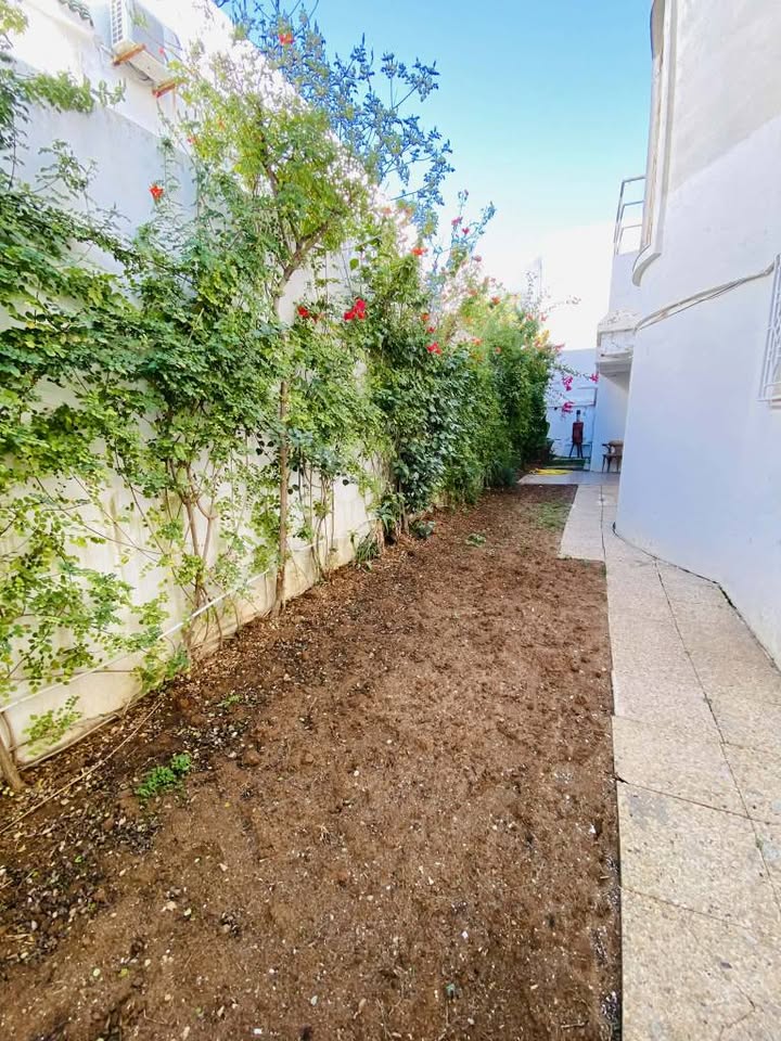 El Menzah&nbsp;El Menzah 9&nbsp;Vente&nbsp;Maisons&nbsp;Magnifique villa s5 � menzah 9 c