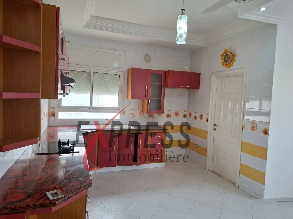 Mnihla&nbsp;Jardins d'el Menzah&nbsp;Location&nbsp;Maisons&nbsp;Un �tage d'une villa ind�pendant