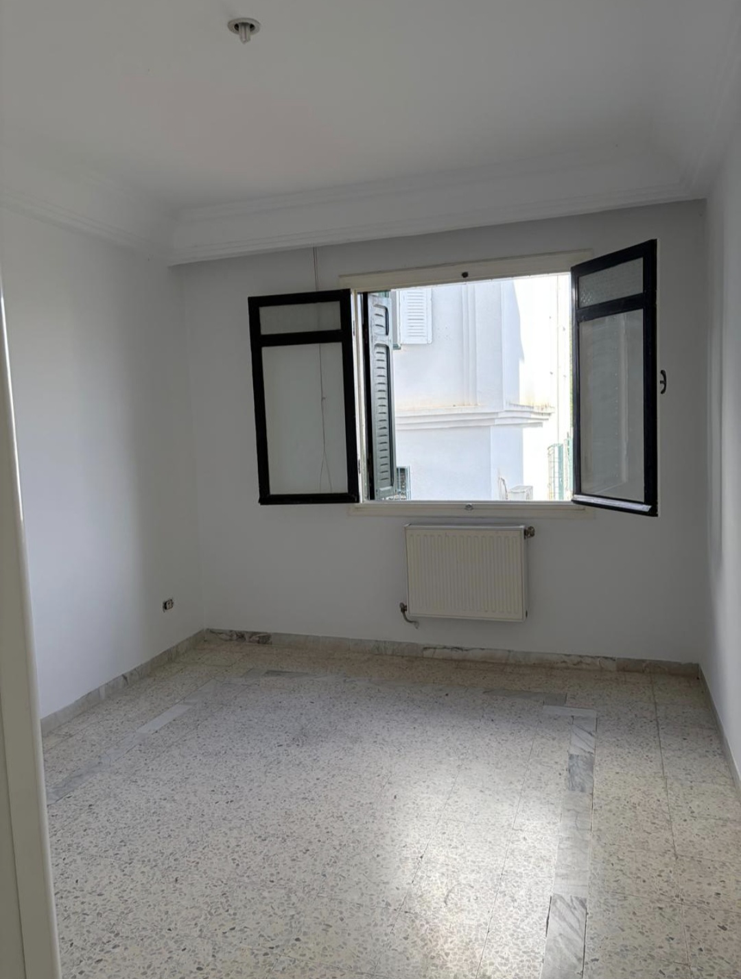 Ariana Ville&nbsp;El Menzah 8&nbsp;Location&nbsp;Appart. 4 pi�ces&nbsp;Appartement s plus 4 � menzah 8