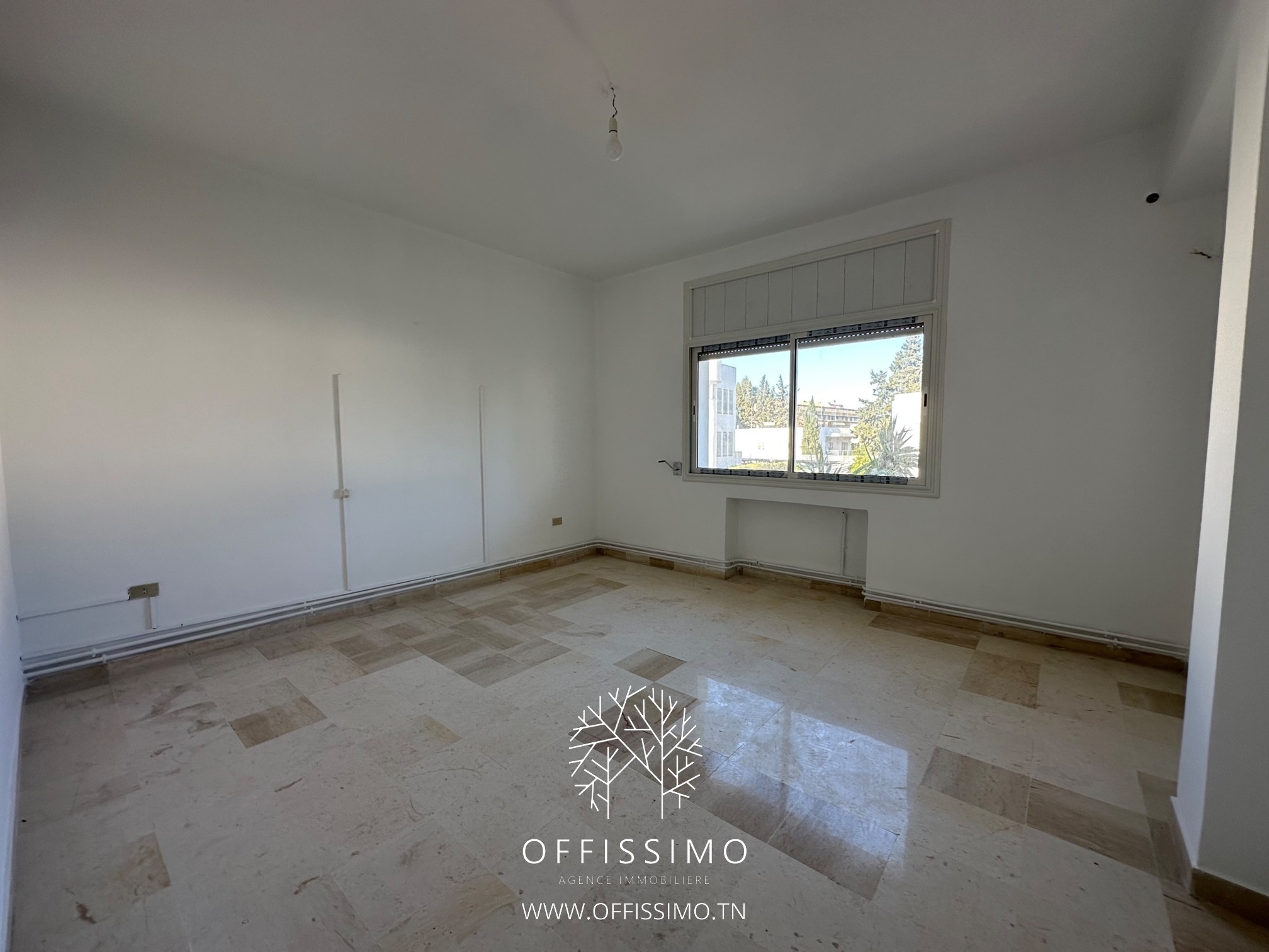 La Marsa&nbsp;Marsa Ennassim&nbsp;Bureaux & Commerces&nbsp;Bureau&nbsp;Disponible bureau 2 pieces a mutuelle ville b