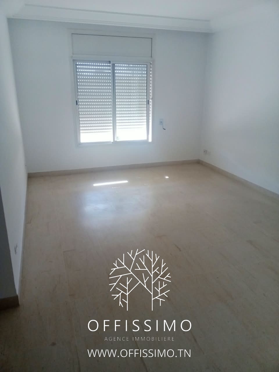 La Marsa&nbsp;Berge Du Lac&nbsp;Bureaux & Commerces&nbsp;Bureau&nbsp;Bureau disponible au lac 2 a2 pi�ces