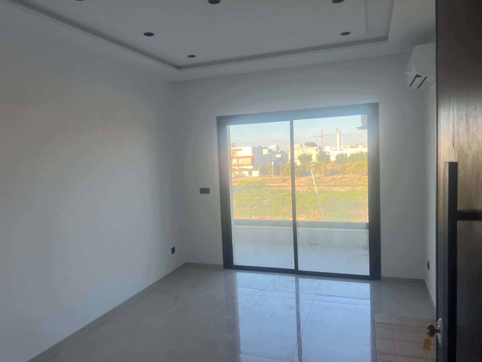La Soukra&nbsp;Chotrana 1&nbsp;Location&nbsp;Appart. 2 pi�ces&nbsp;Appartement s1 chotrana1