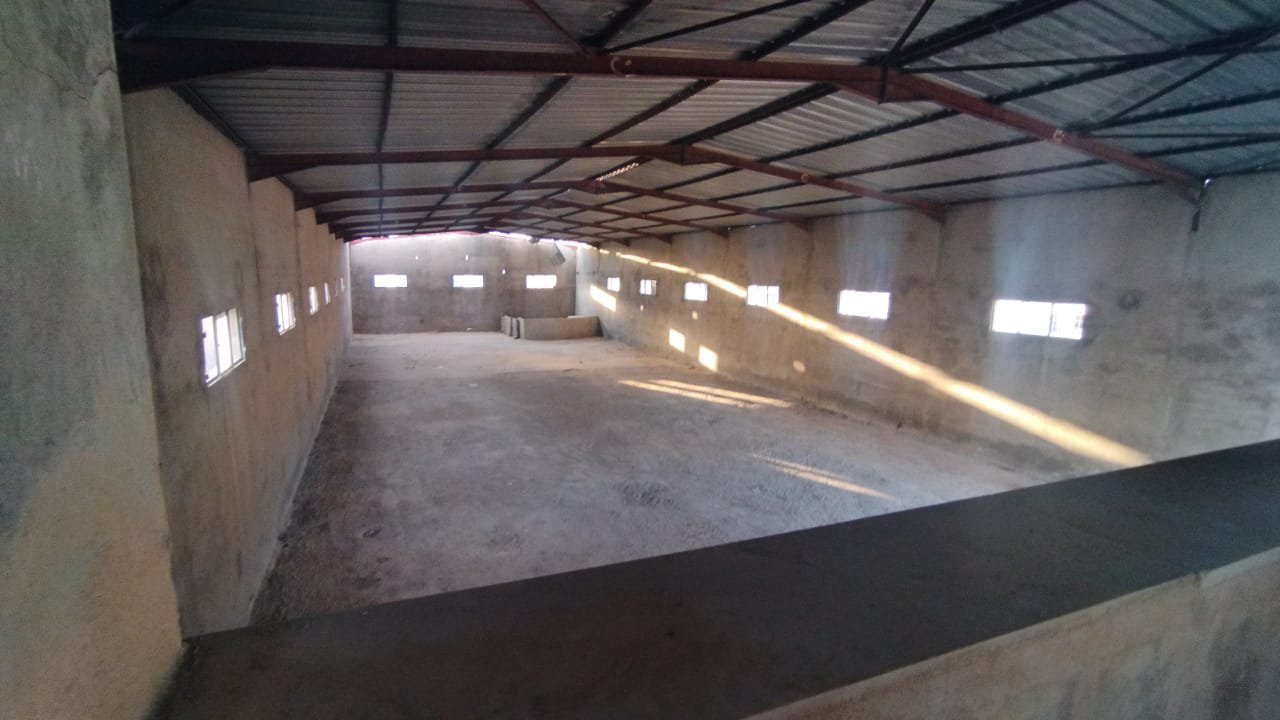 Hammam Chatt&nbsp;Borj Cedria&nbsp;Bureaux & Commerces&nbsp;Atelier,Garage&nbsp;Local industriel dans la zi de borj cedria