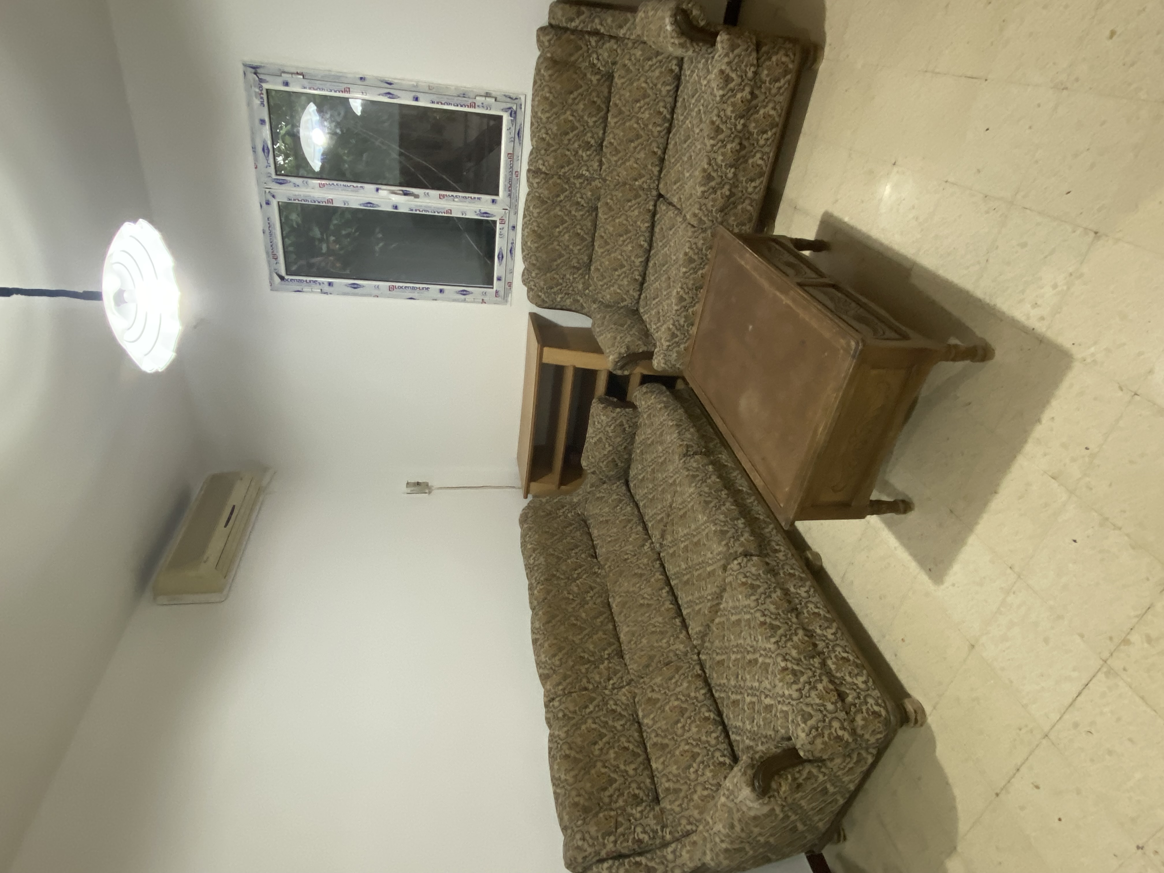 El Menzah&nbsp;El Menzah 1&nbsp;Salon - Salle � manger &nbsp;Salons&nbsp;Salon et chambre � coucher
